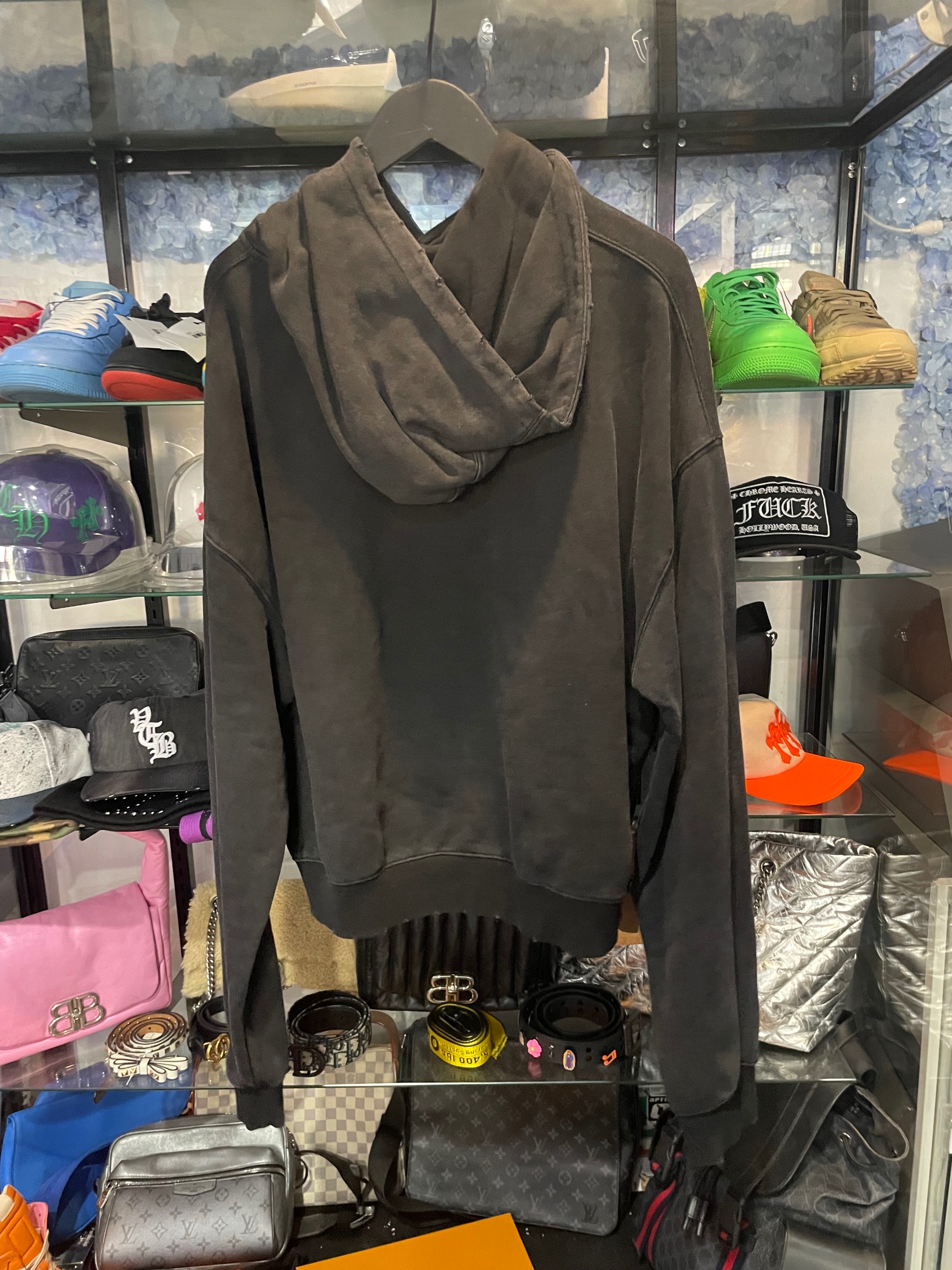 Vale Forever Black Crest Pullover Hoodie ( USED ), size 2XL, used condition — photo 2 of 2