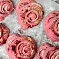 Photo of Strawberry Cheesecake Rolls