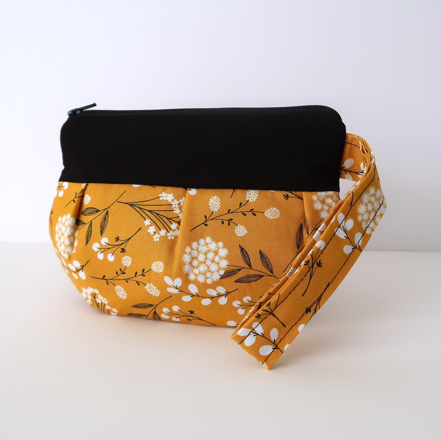 Pleated Wristlet – Mustard Woodland – handmade clutch