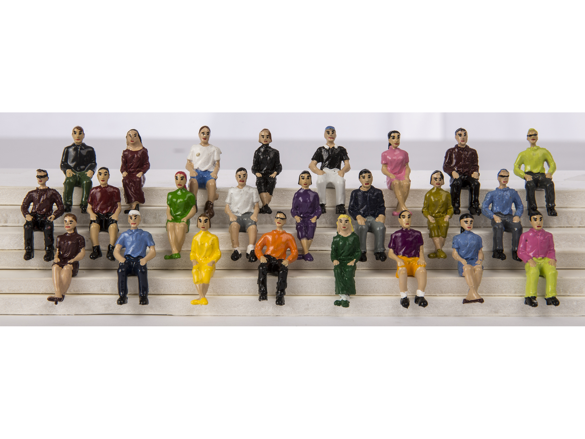 Lionel 21" Passenger Scale Figures Pack O Scale