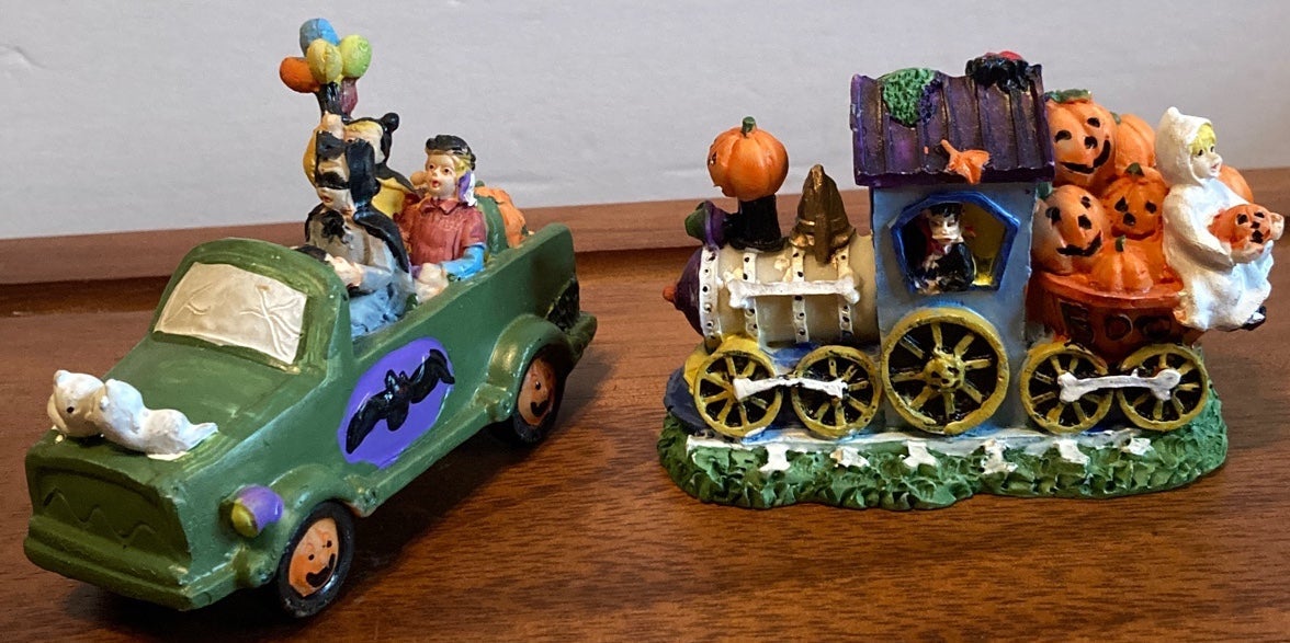 Halloween decor- Batman driving bat car and Pumkin train carrying pumpkins