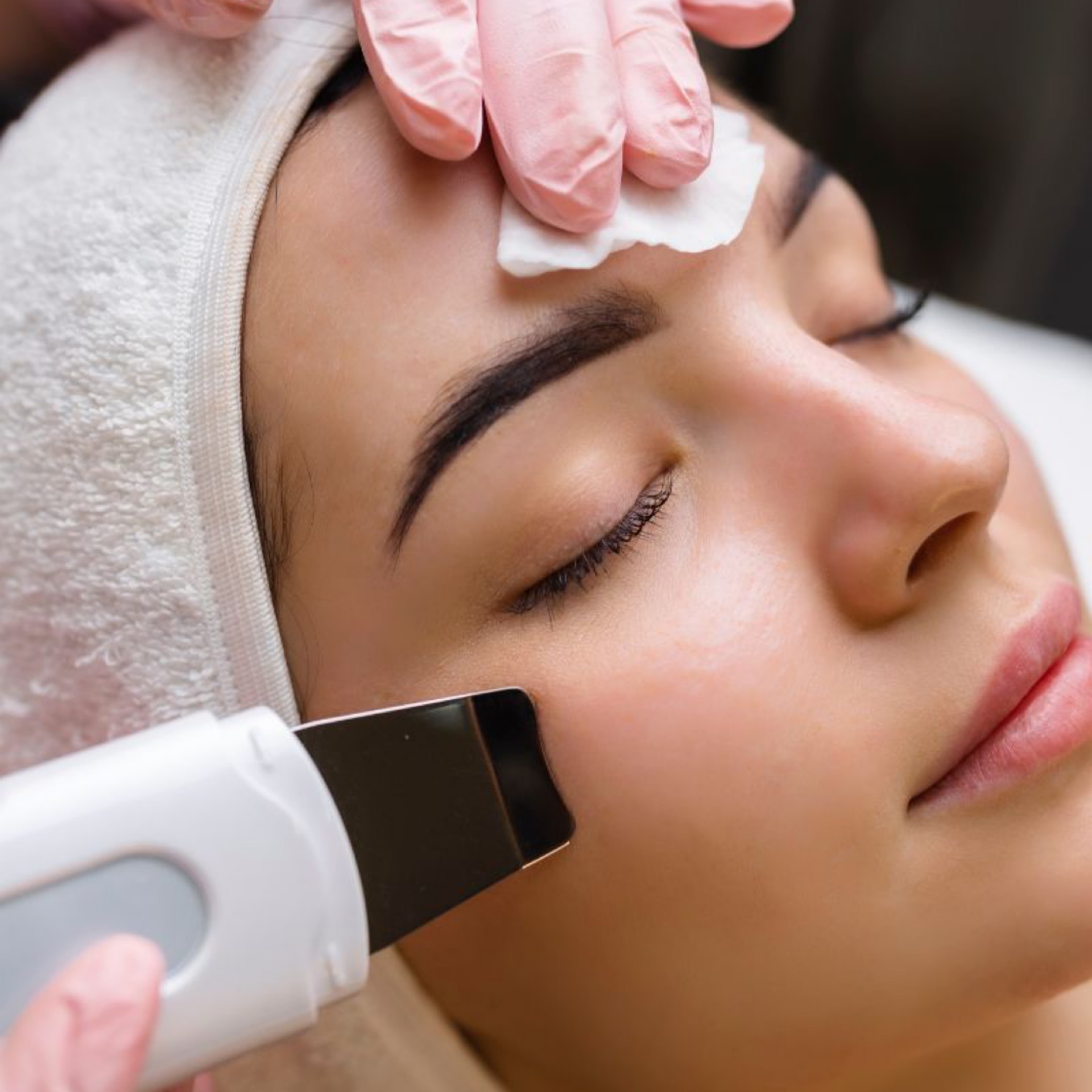Facial Profundo en Gold Studio by Yeslenny, Allentown PA