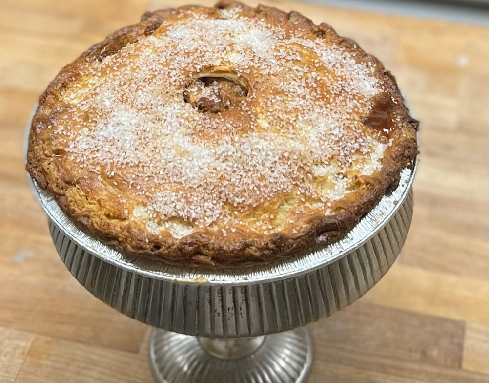 9" Thanksgiving Full Top Crust Apple Pie