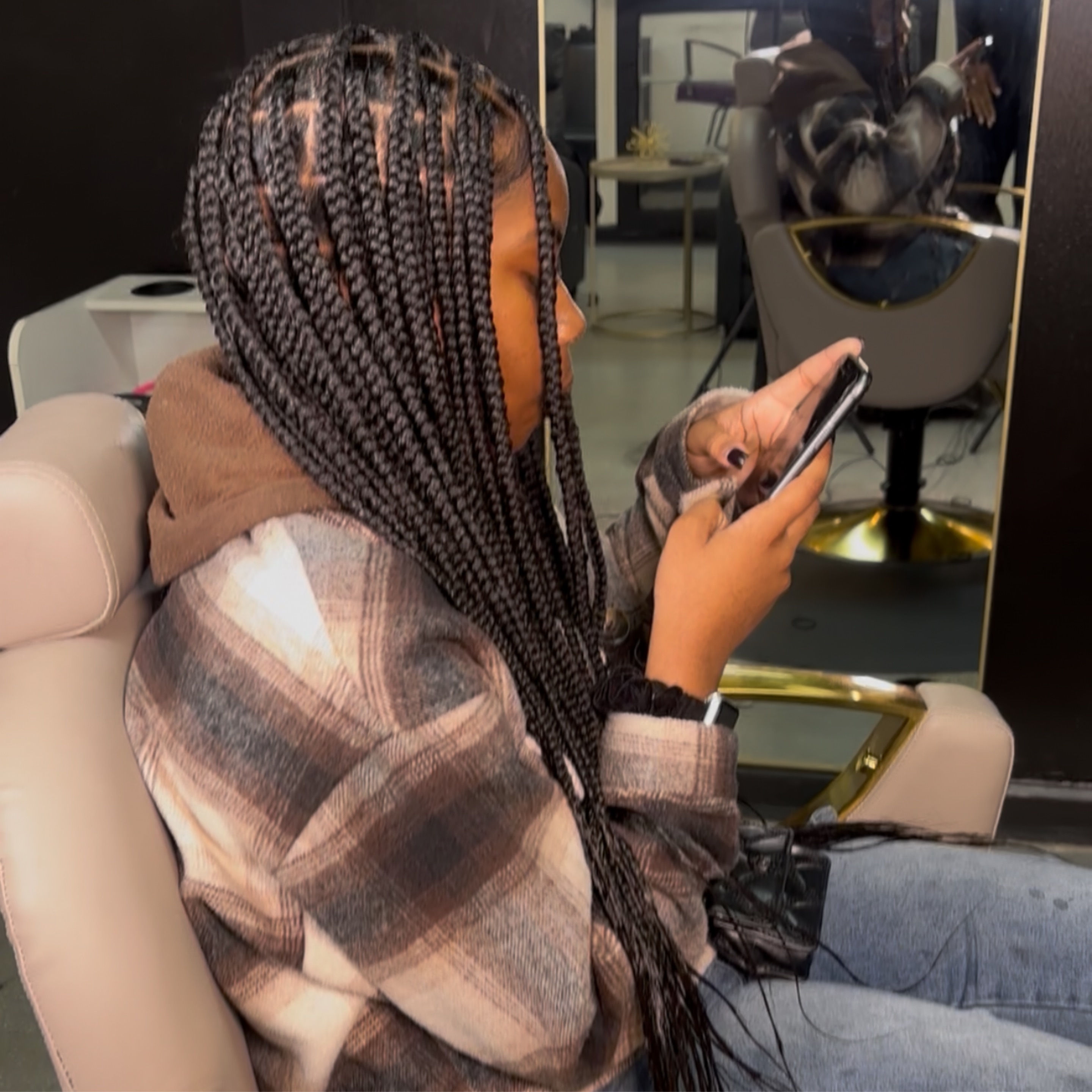 Medium Knotless Braids