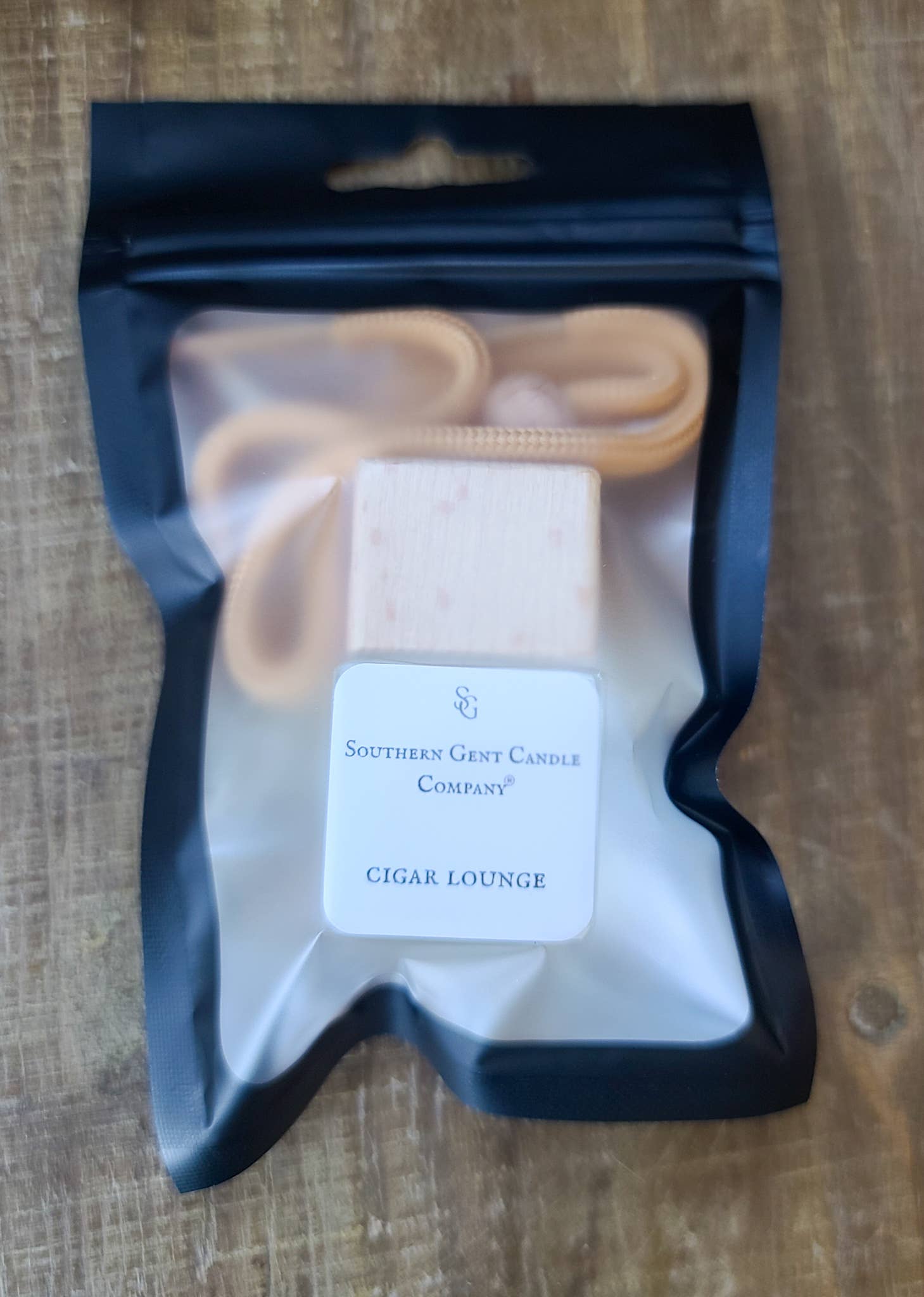Southern-Cigar Lounge Car Air Freshener