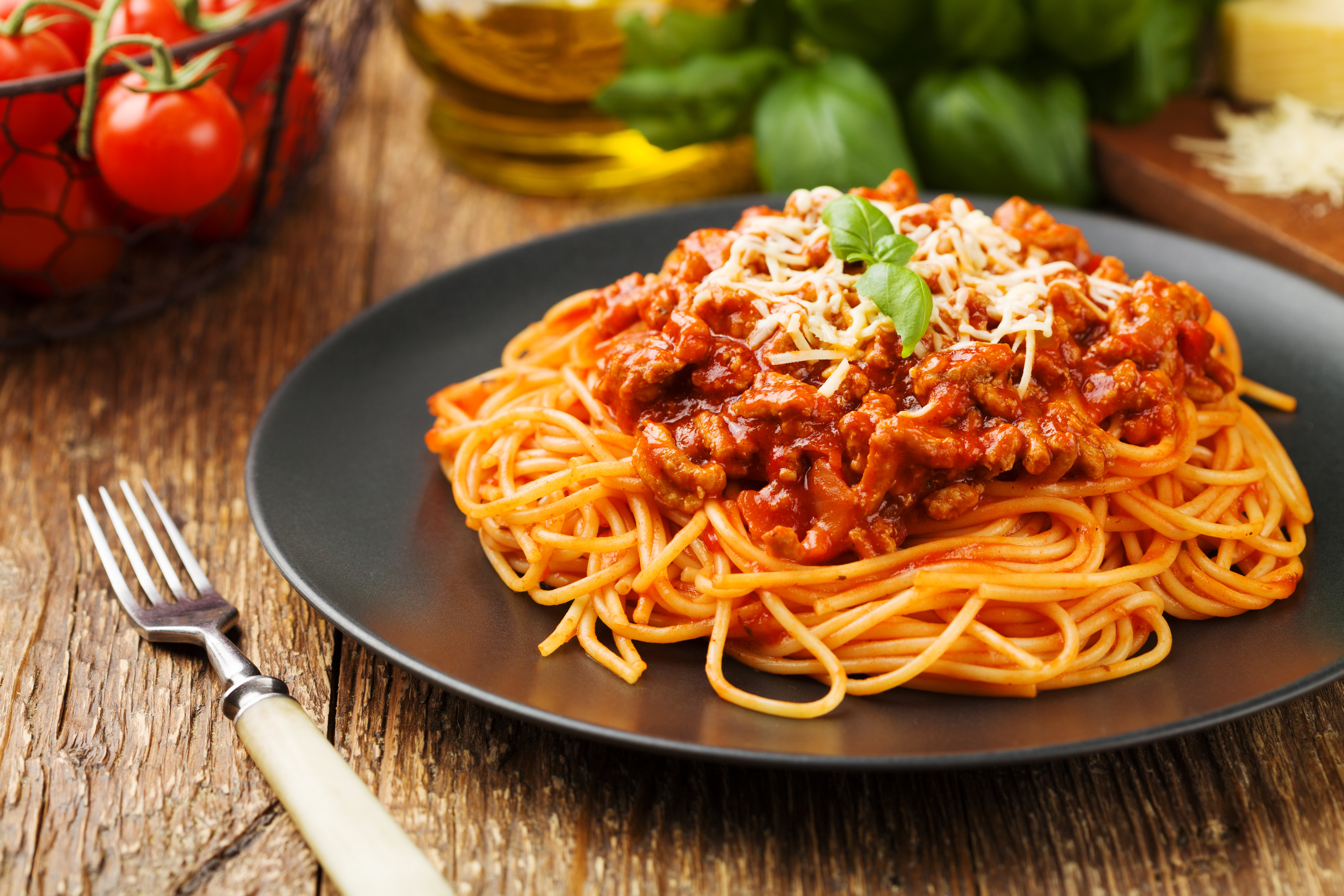 SPAGHETTI BOLOGNAISE