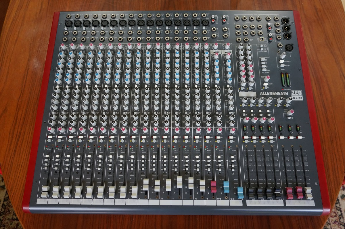 ALLEN & HEATH / ZED-420 used