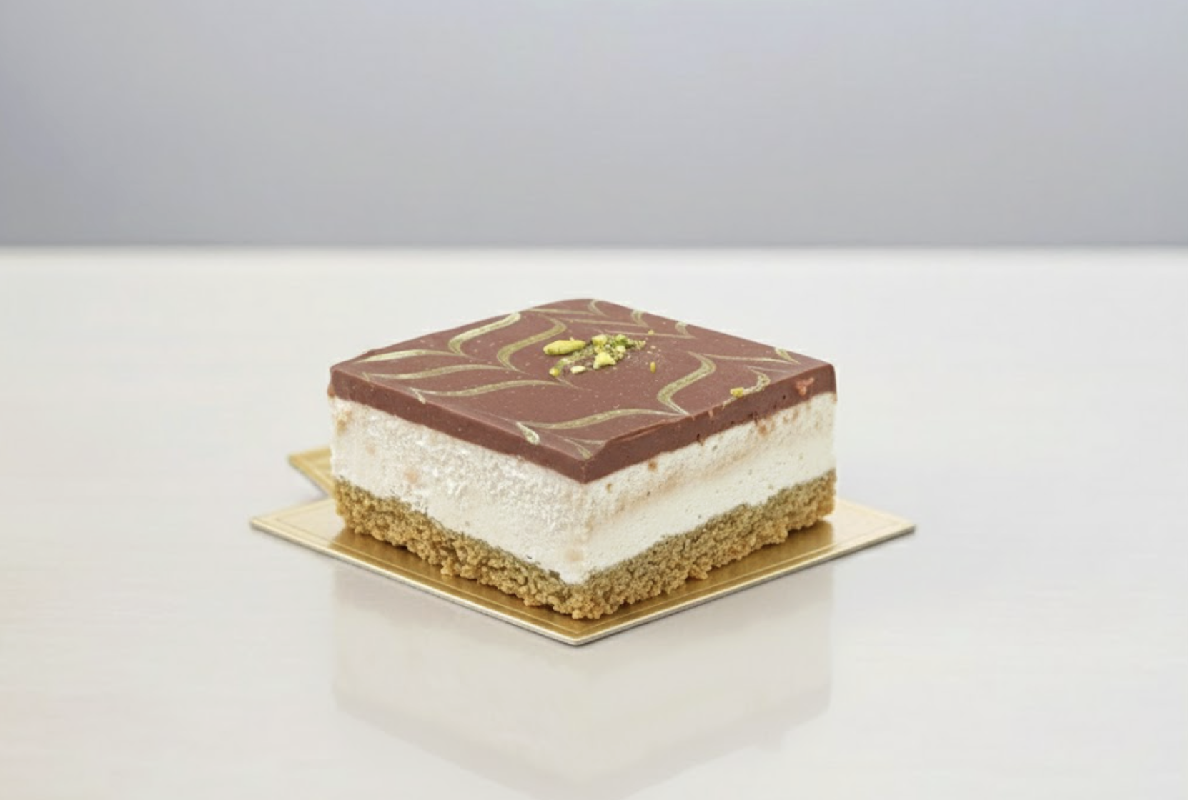 Dubai Chocolate Cake (Slice)