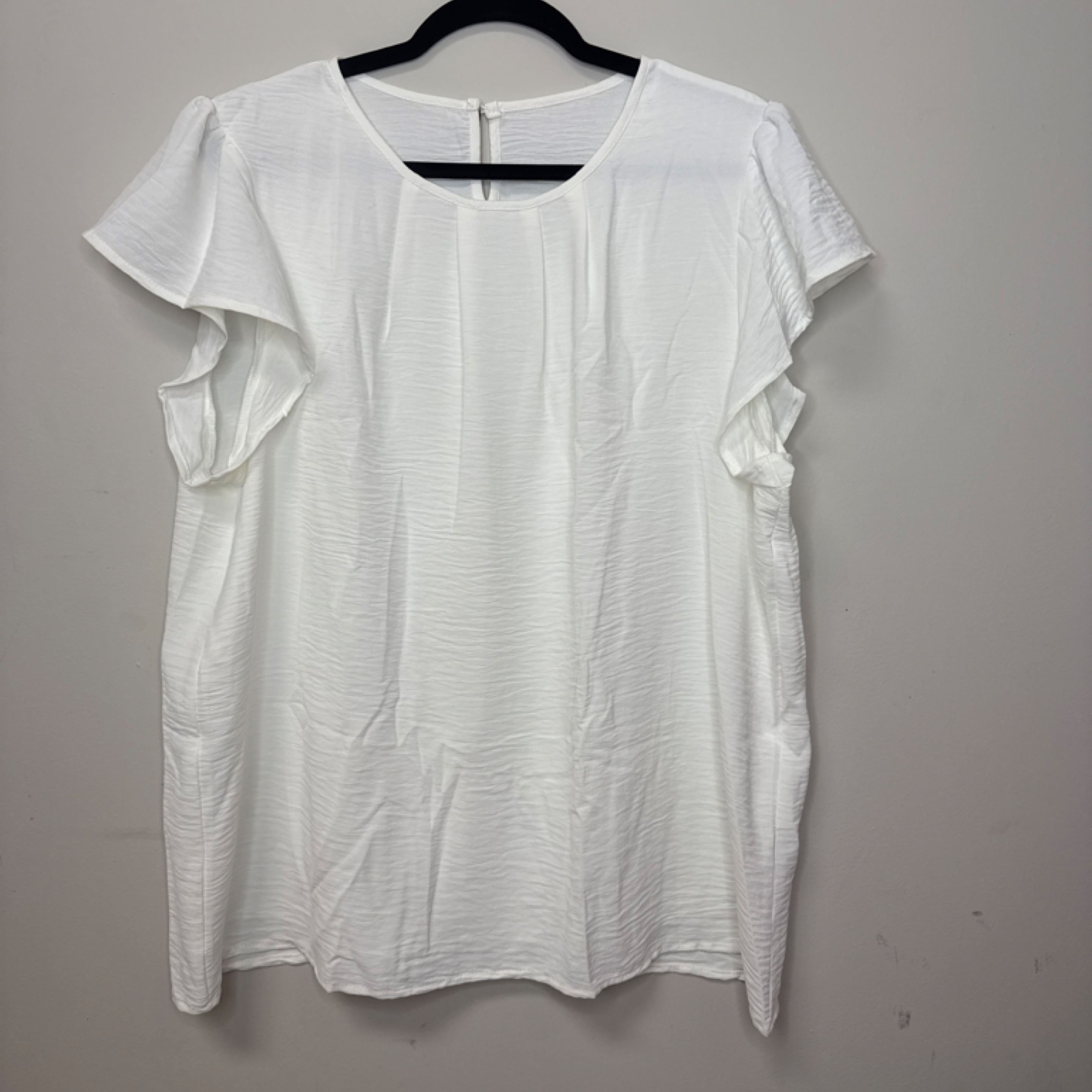 White flounce top — Bama Tan boutique, Tuscaloosa AL