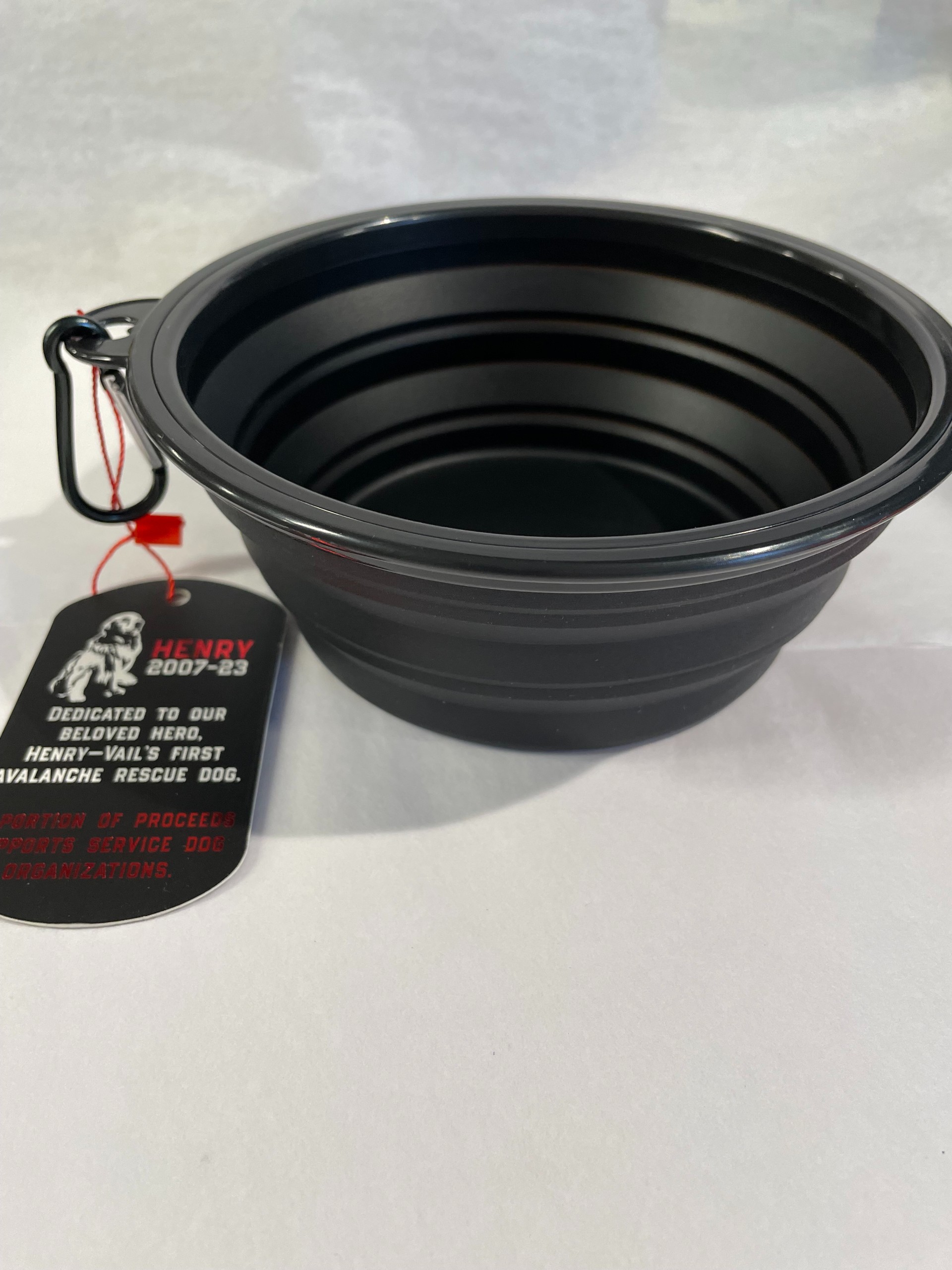 Avy Dog Black Silicone Dog Bowl