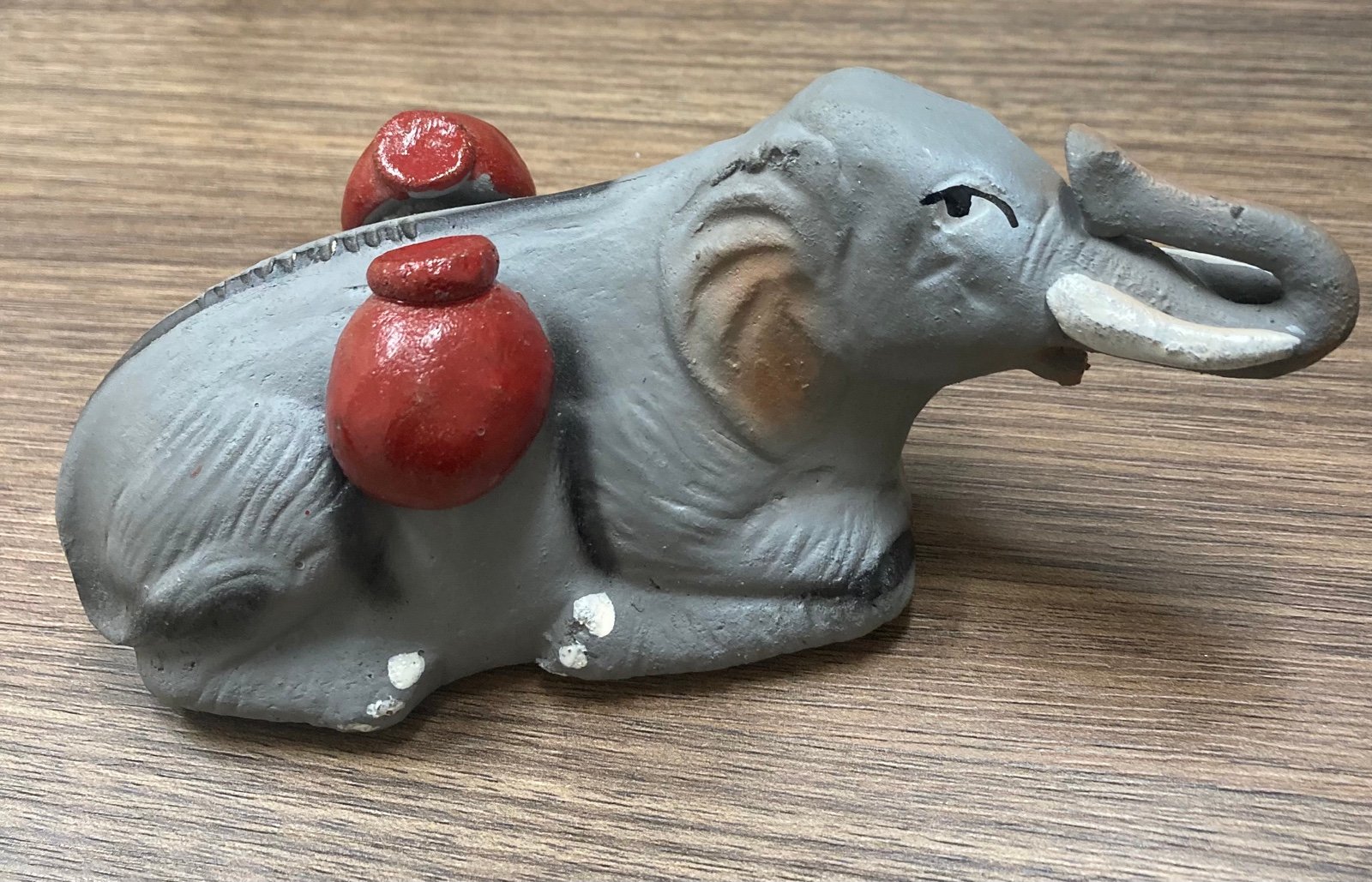 VINTAGE Rare Clay Grey Laying Elephant with 2 Red water Jugs Hand Painted