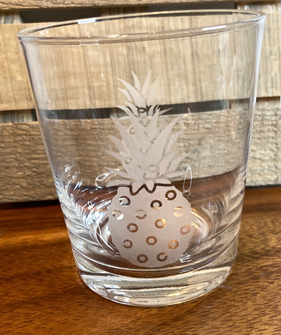 Vintage Pineapple Double Brushed Glass