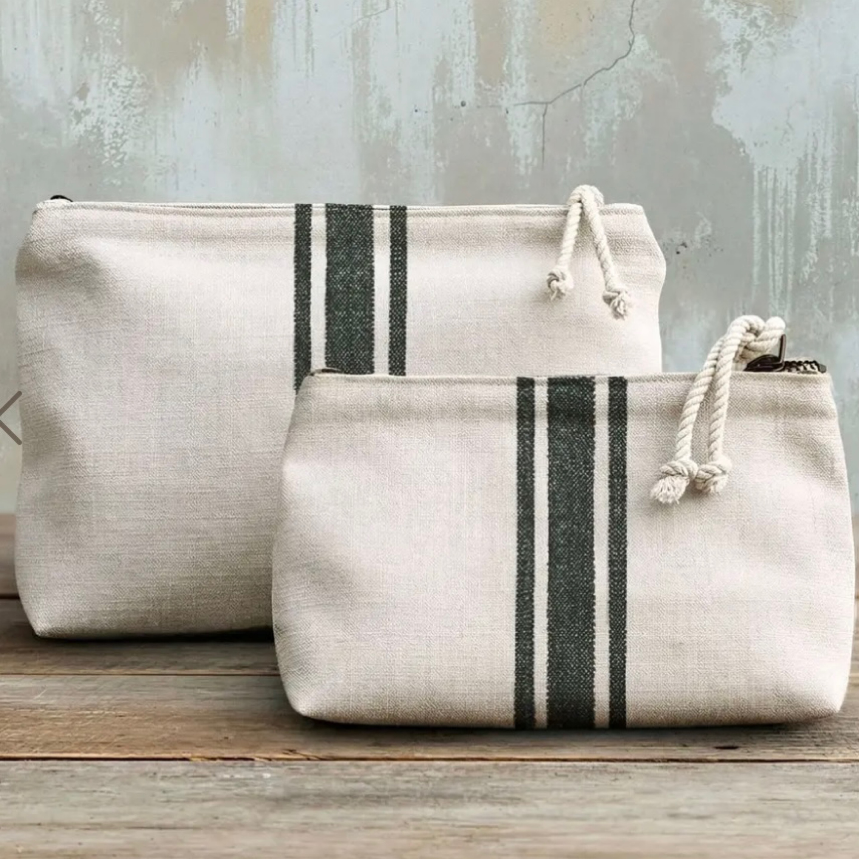 Grain Sack Wash Bag  Large - Cambridge olive