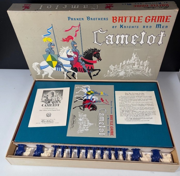 Camelot Parker Brothers Battle Game Vintage 1961 Ivoroid Pieces Knights Men COMPLETE