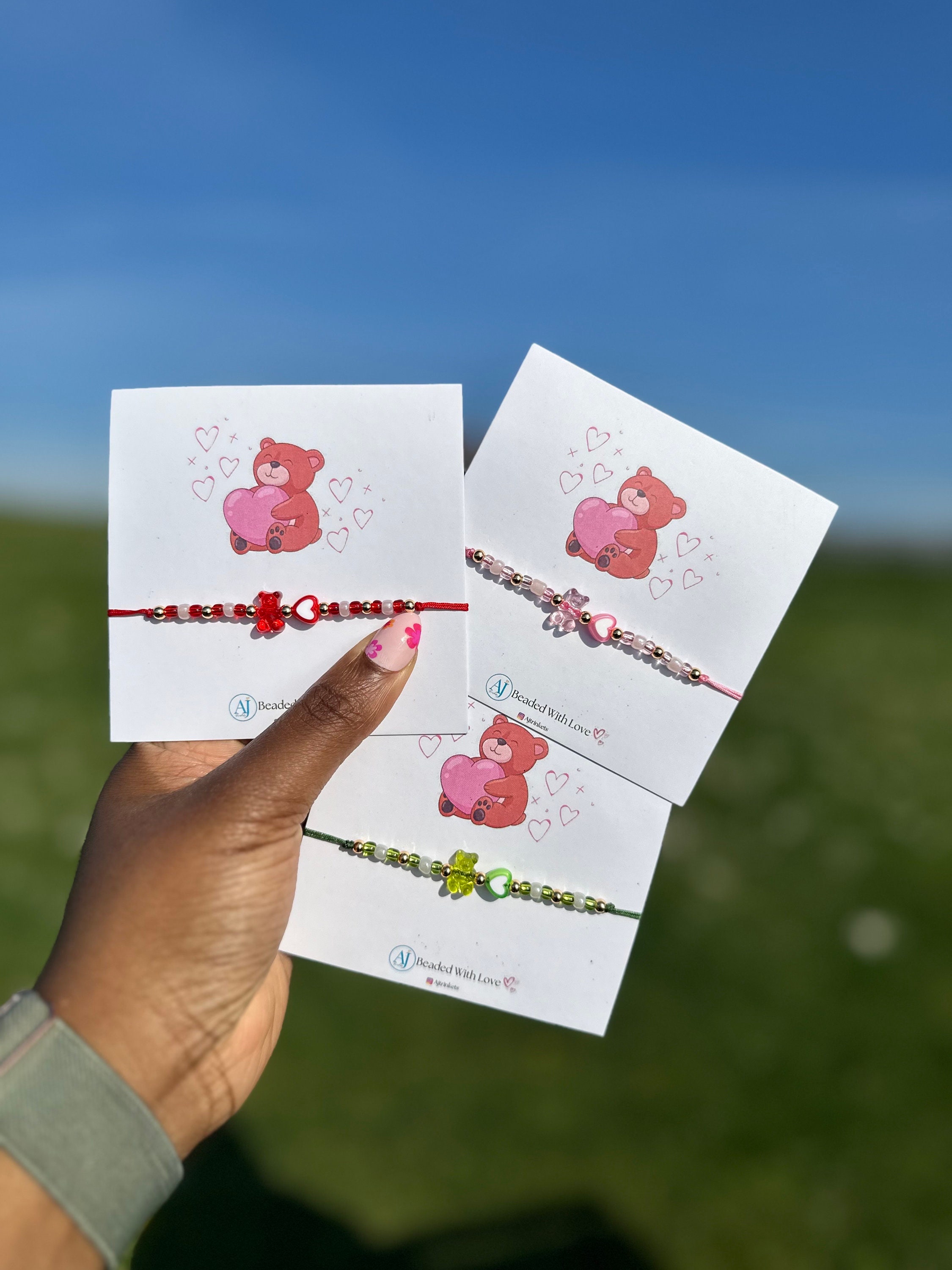 Adjustable Bear Hug Bracelet: Friendship String Jewelry, Mother’s Day gift