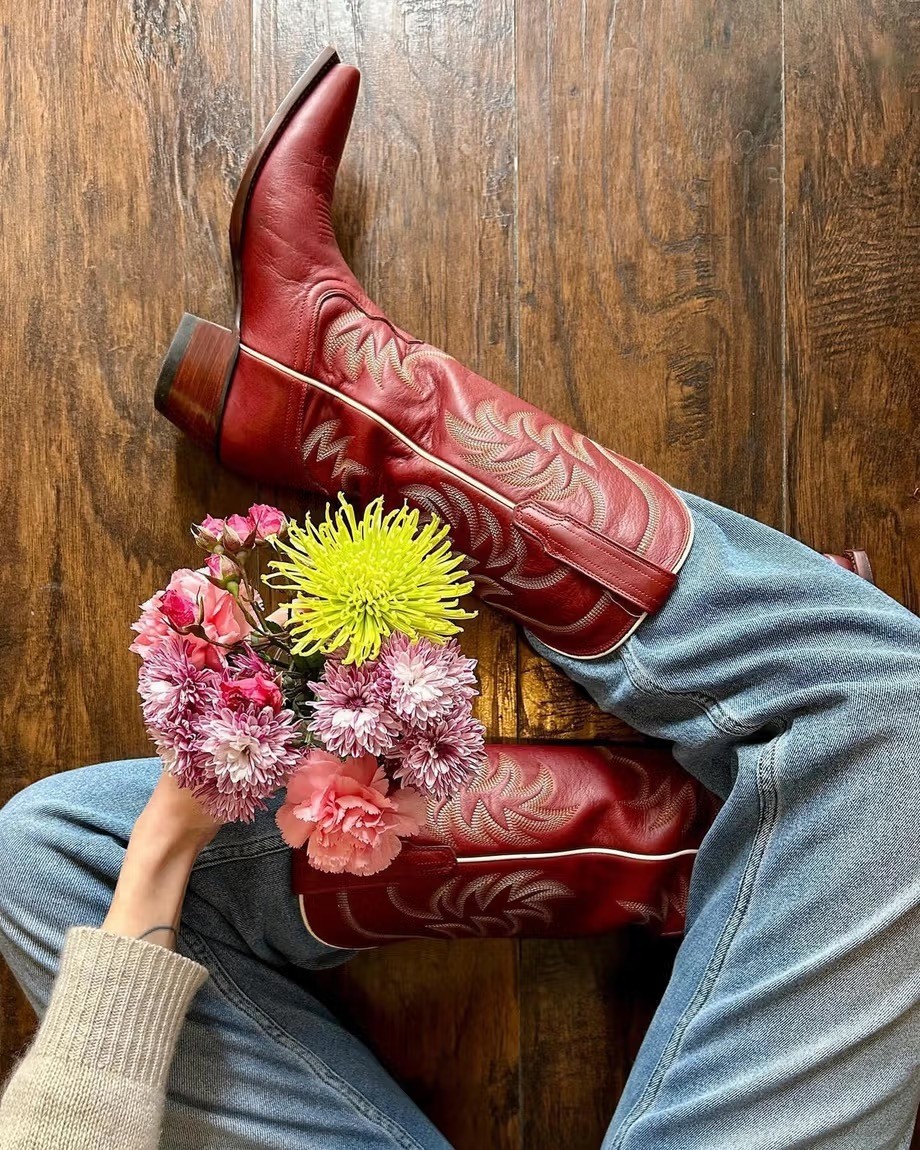 Tecovas Annie - Scarlet