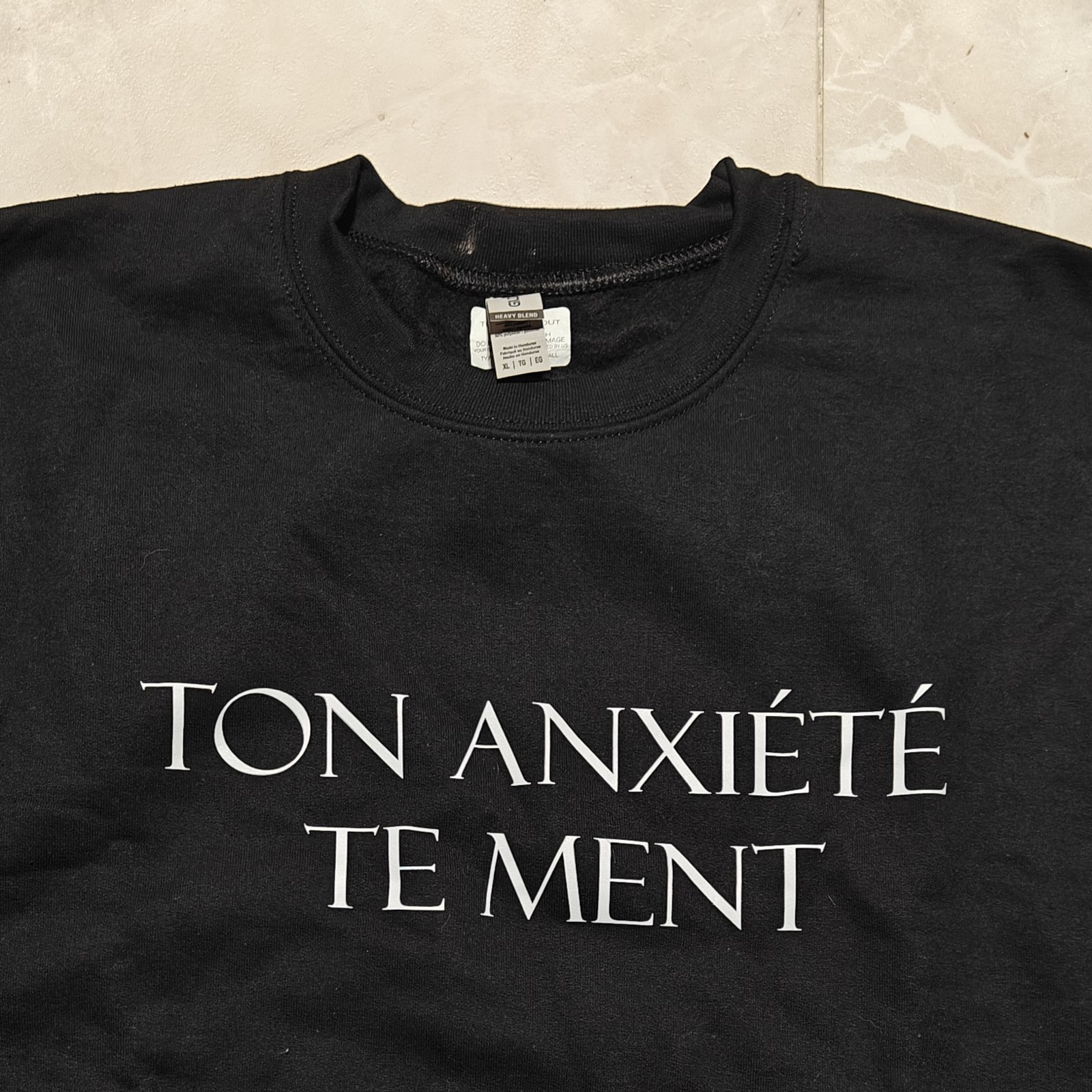 Ton Anxiété Te Ment — photo 2 of 2