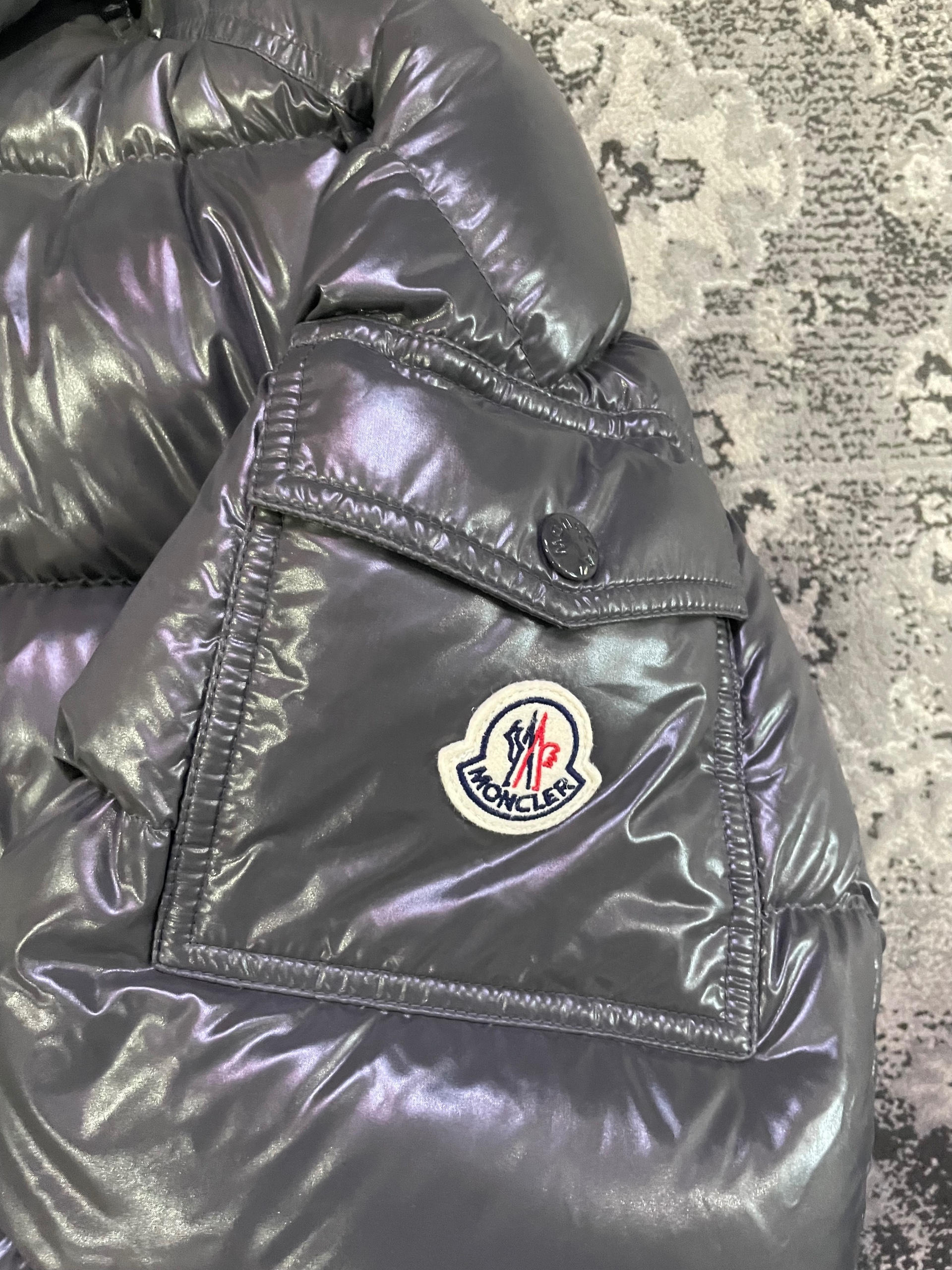 Moncler Maya Jacket ( USED ) SIZE 8, size 5XL, used condition — photo 2 of 5