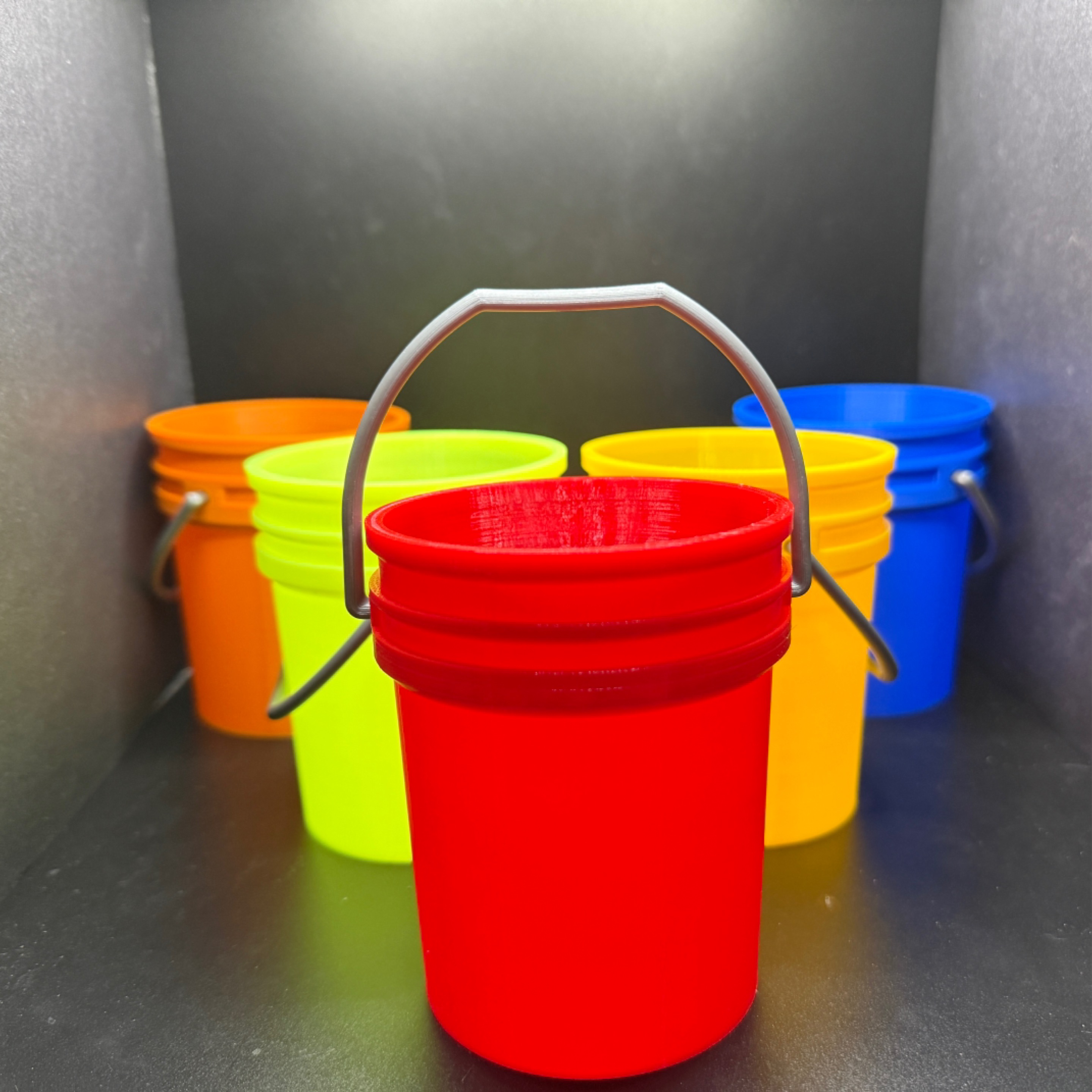 Mini buckets