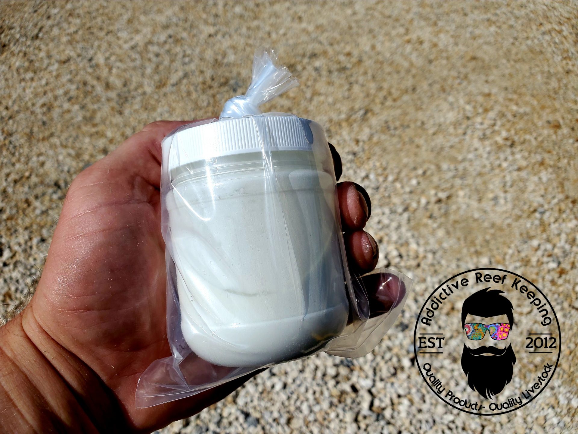 16oz White Reef Safe Colorant for DRY Rock (Aquascape Touch Up)