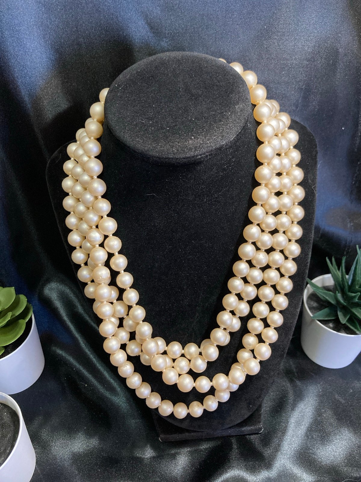 CASTLE CLIFF VINTAGE Two Strand Faux Pearl Necklace Long 36β