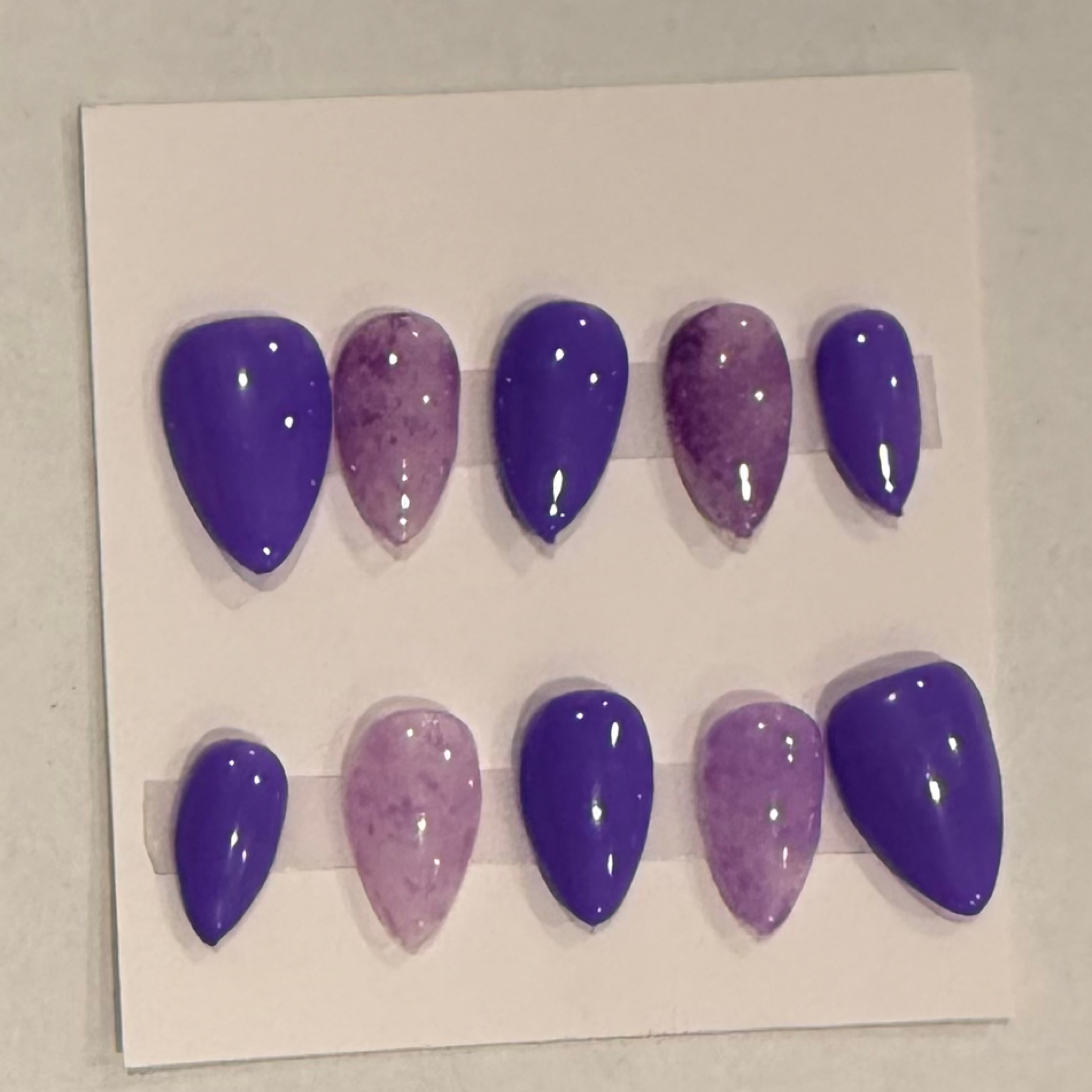 Marbily purple hand-painted nail set