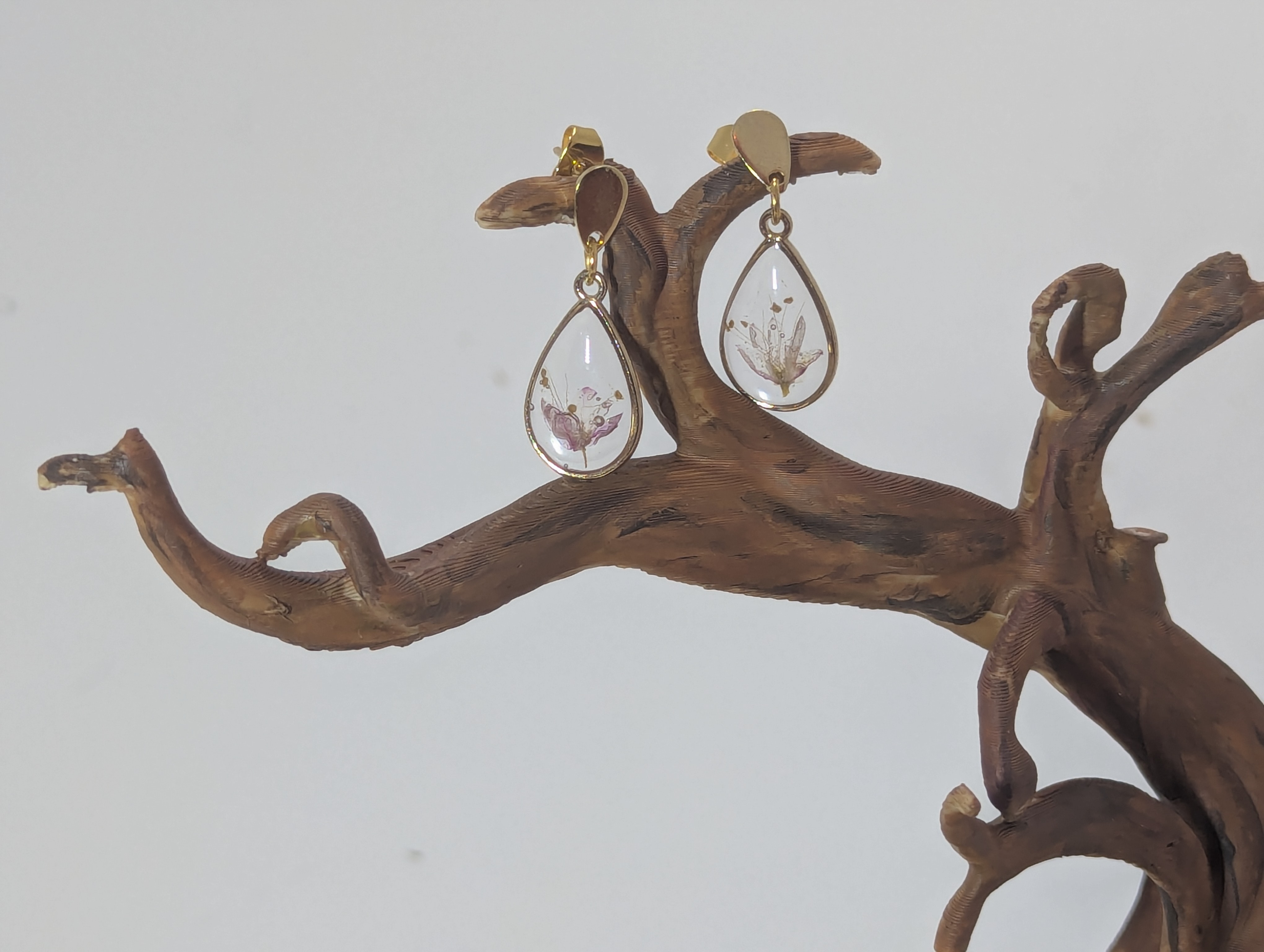 Pretty Pink Ladies: Real pressed flower dangle earrings