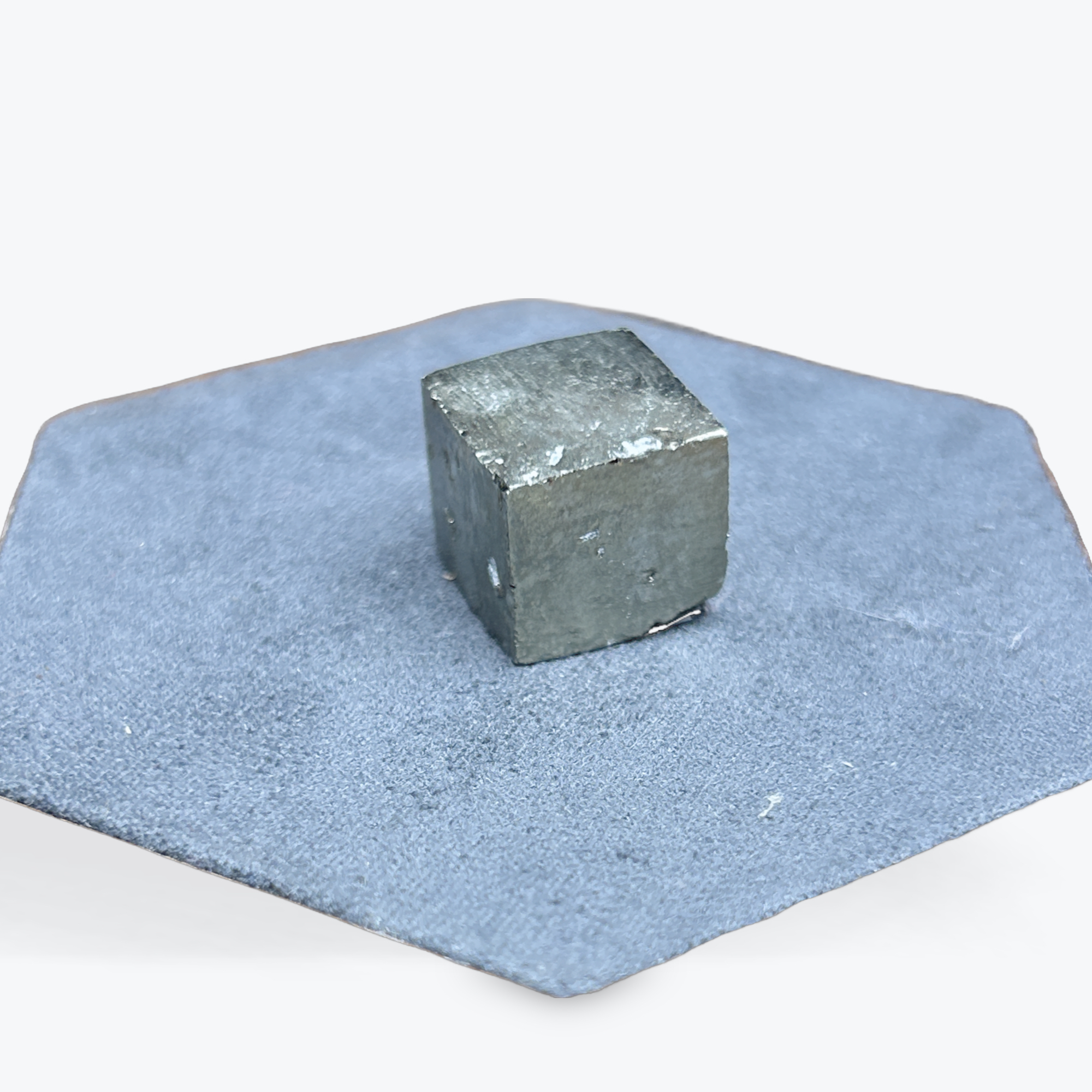Pyrite naturelle en cube — stock Valence