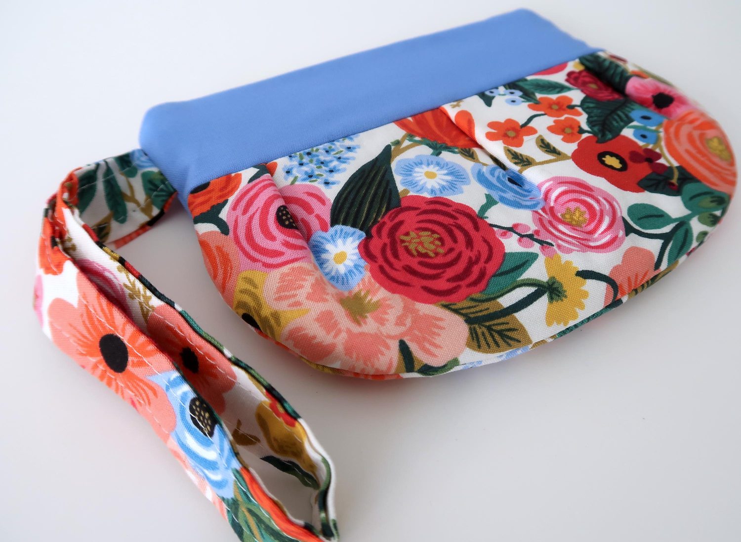 Pleated Wristlet – Rosy Florals on Cream, photo 6 of 6
