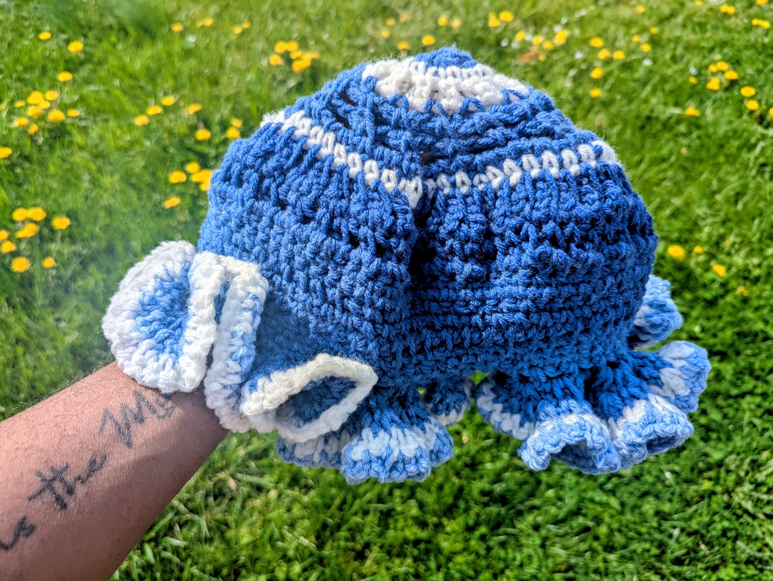 Ruffle Hat