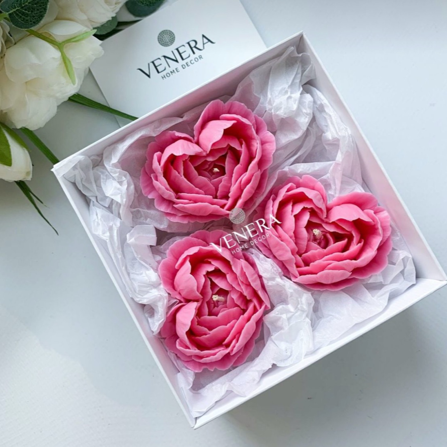 TINY PEONY