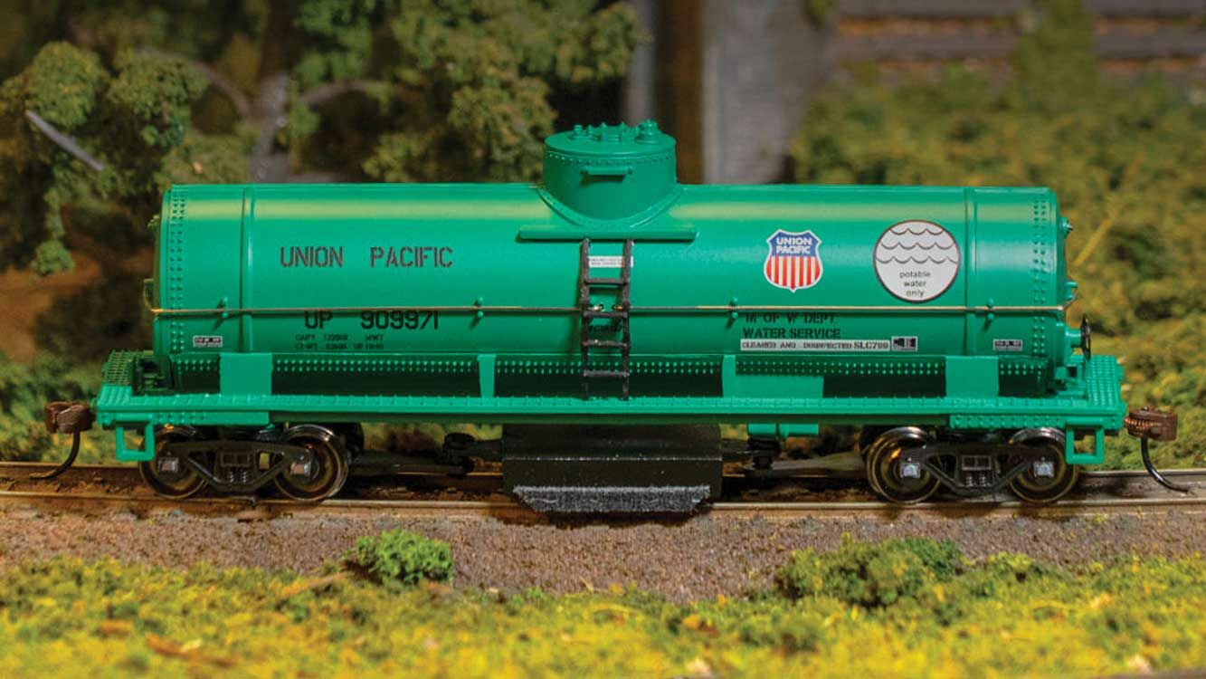 Union Pacific Track Cleaning Car HO Scale