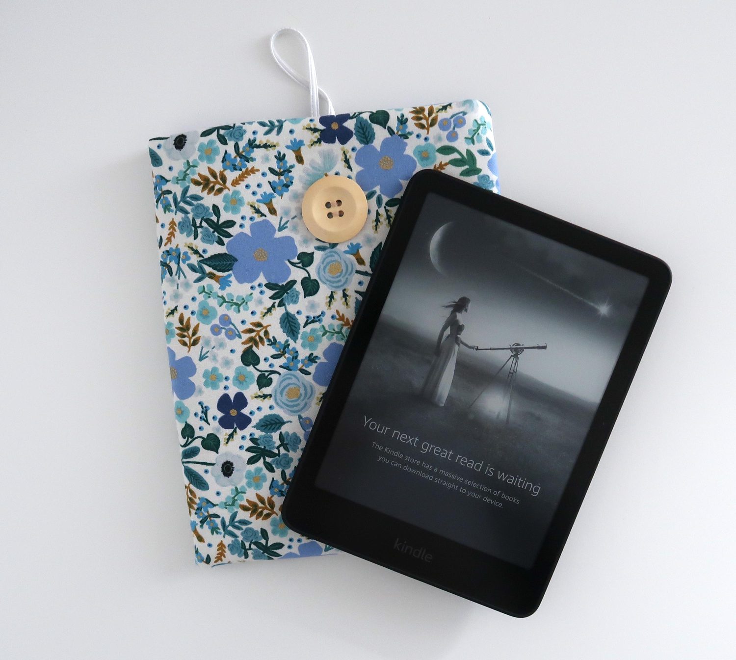Kindle Paperwhite Cover – Garden Party Blue, photo 4 of 7