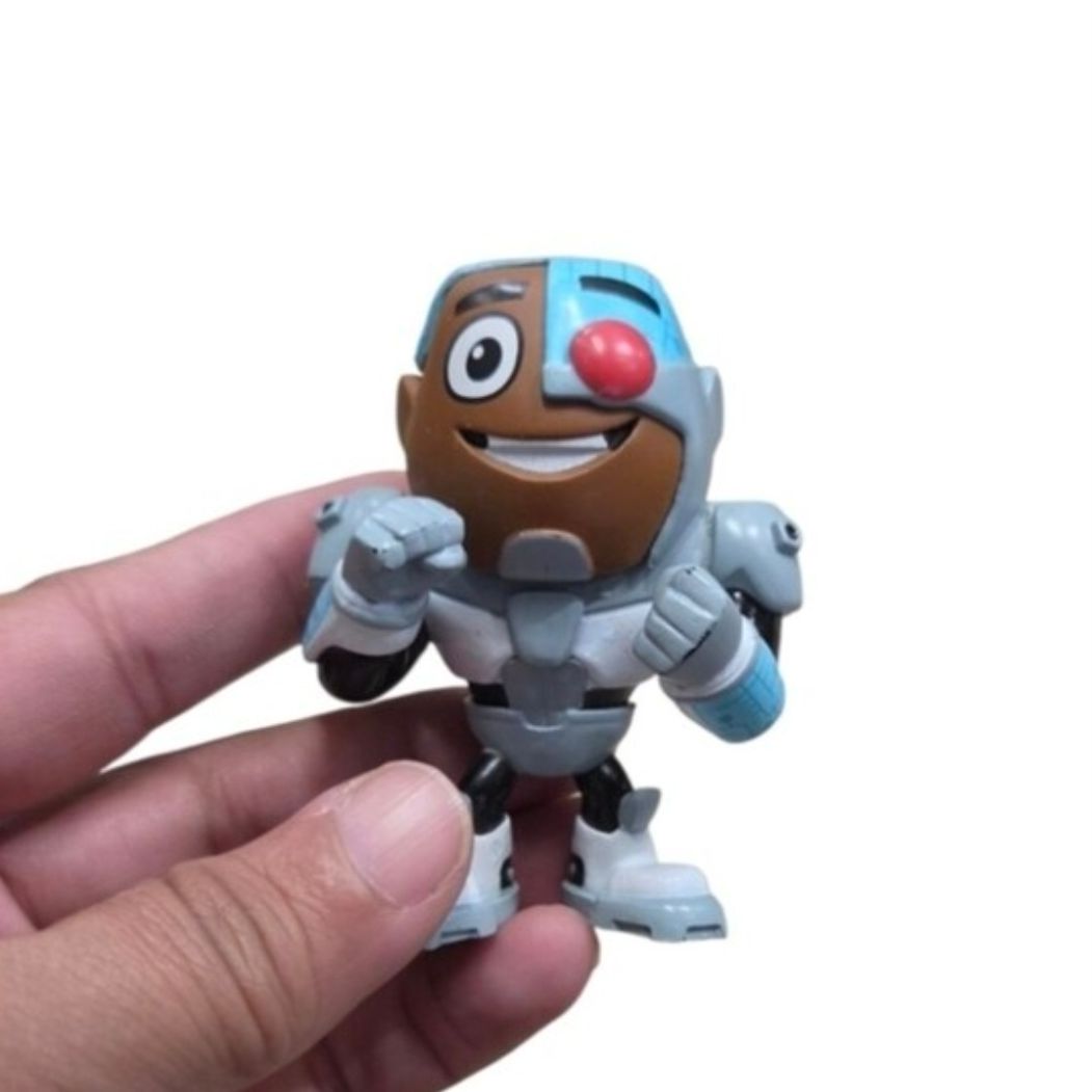 2017 Funko Mystery Minis Teen Titans Go! Cyborg Vinyl Figure