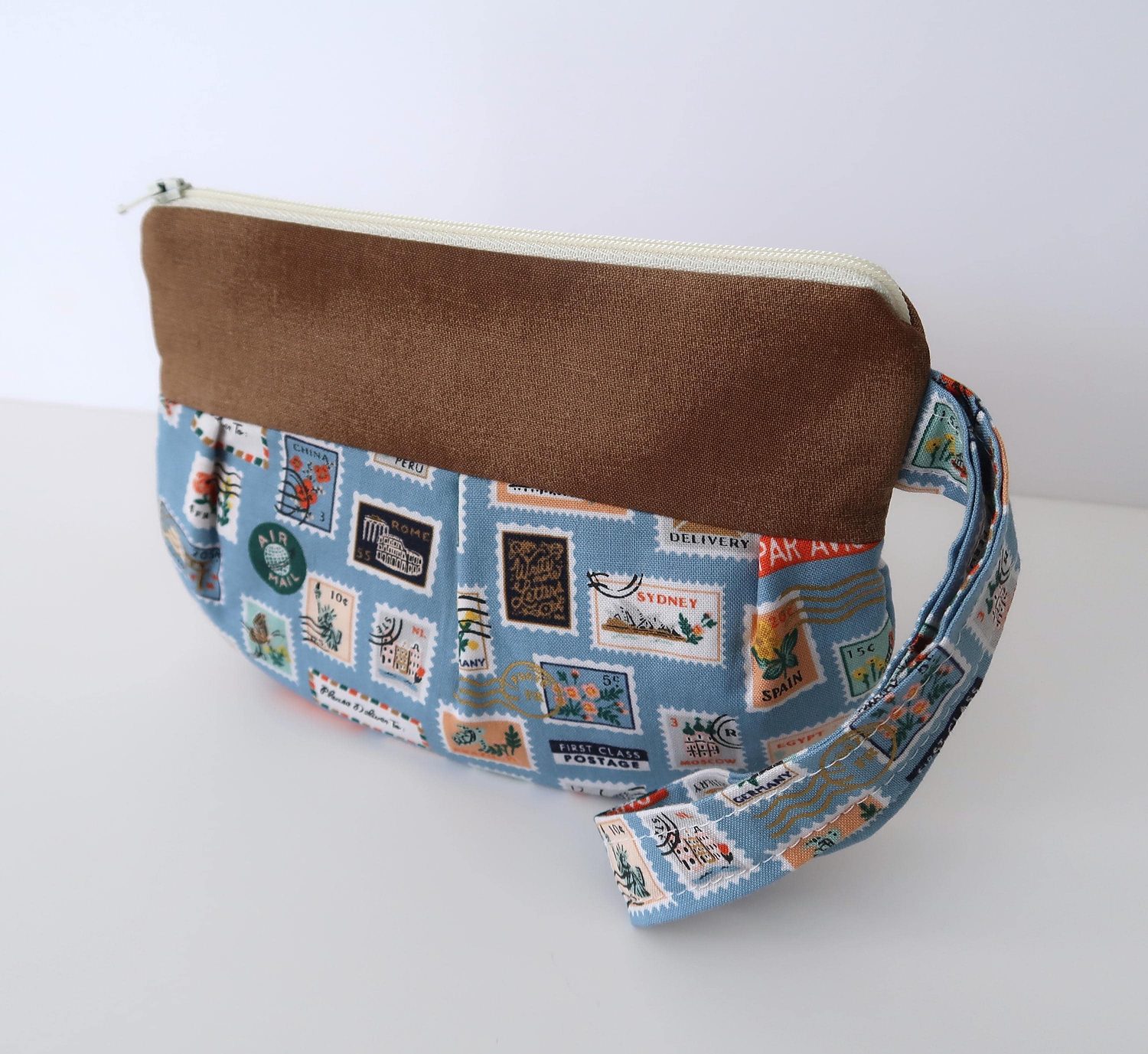 Pleated Wristlet – Postage Stamps Light Blue, photo 2 of 7
