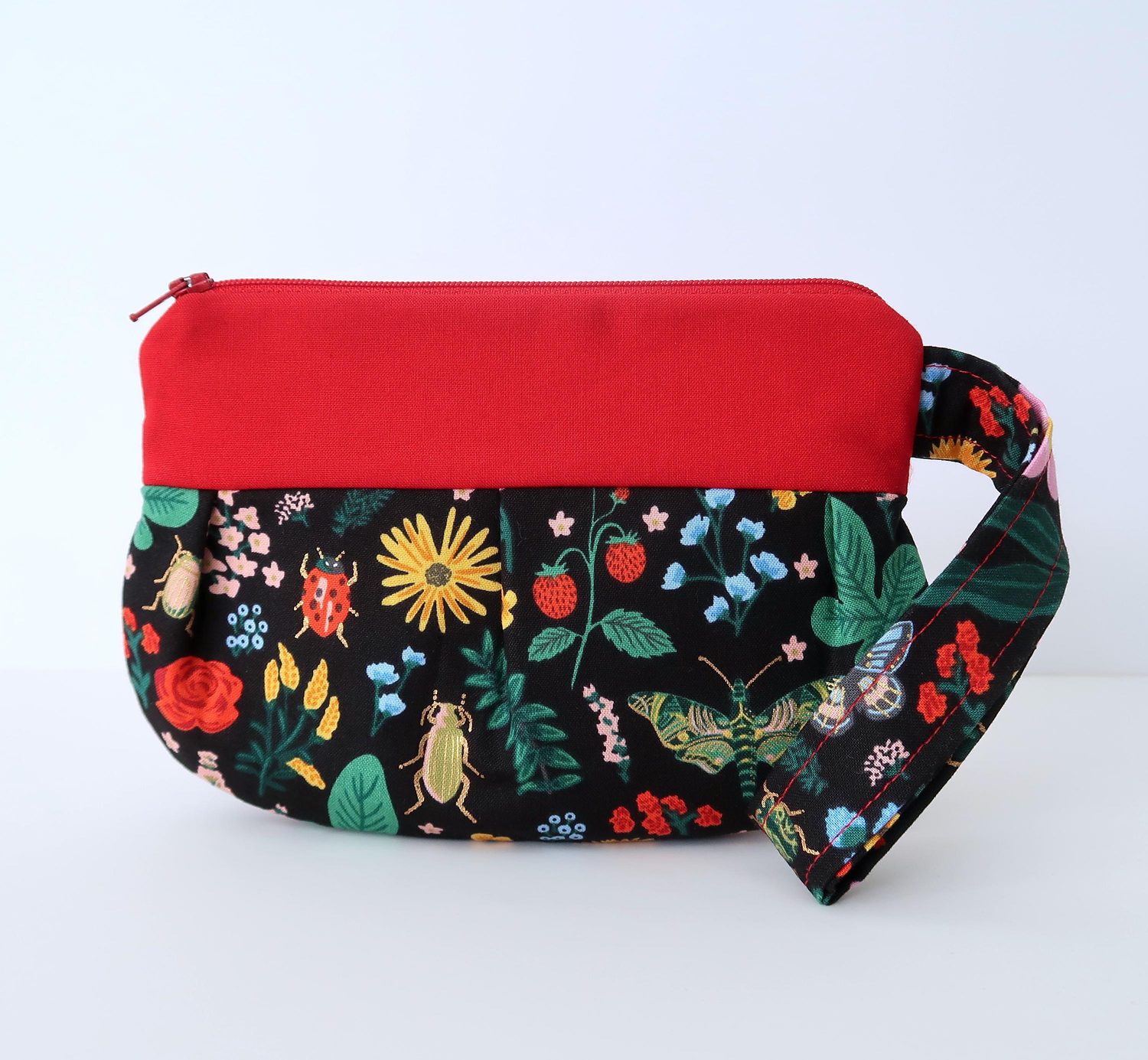 Pleated Wristlet – Bugs & Blooms on Black – handmade clutch
