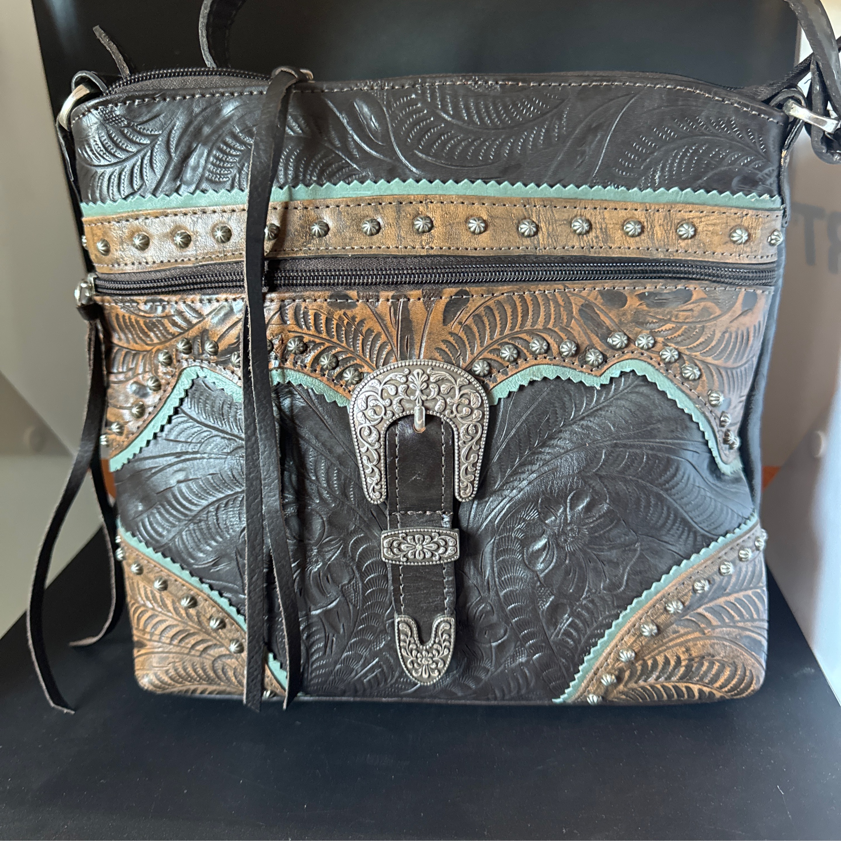 AW Saddle Ridge  - Chocolate Zip Top Bag ****