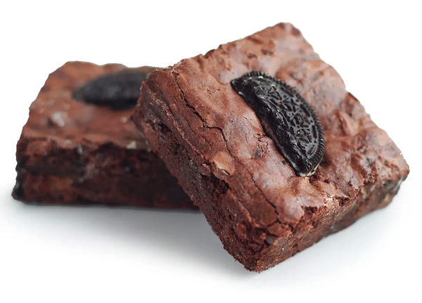 Triple Chocolate Oreo Brownie - Deluscious Cookies & Milk