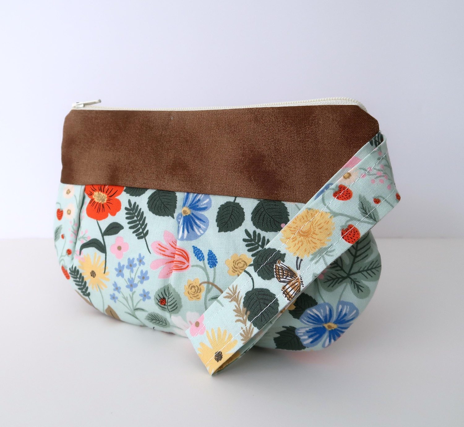 Pleated Wristlet – Wildflowers on Mint, photo 2 of 6