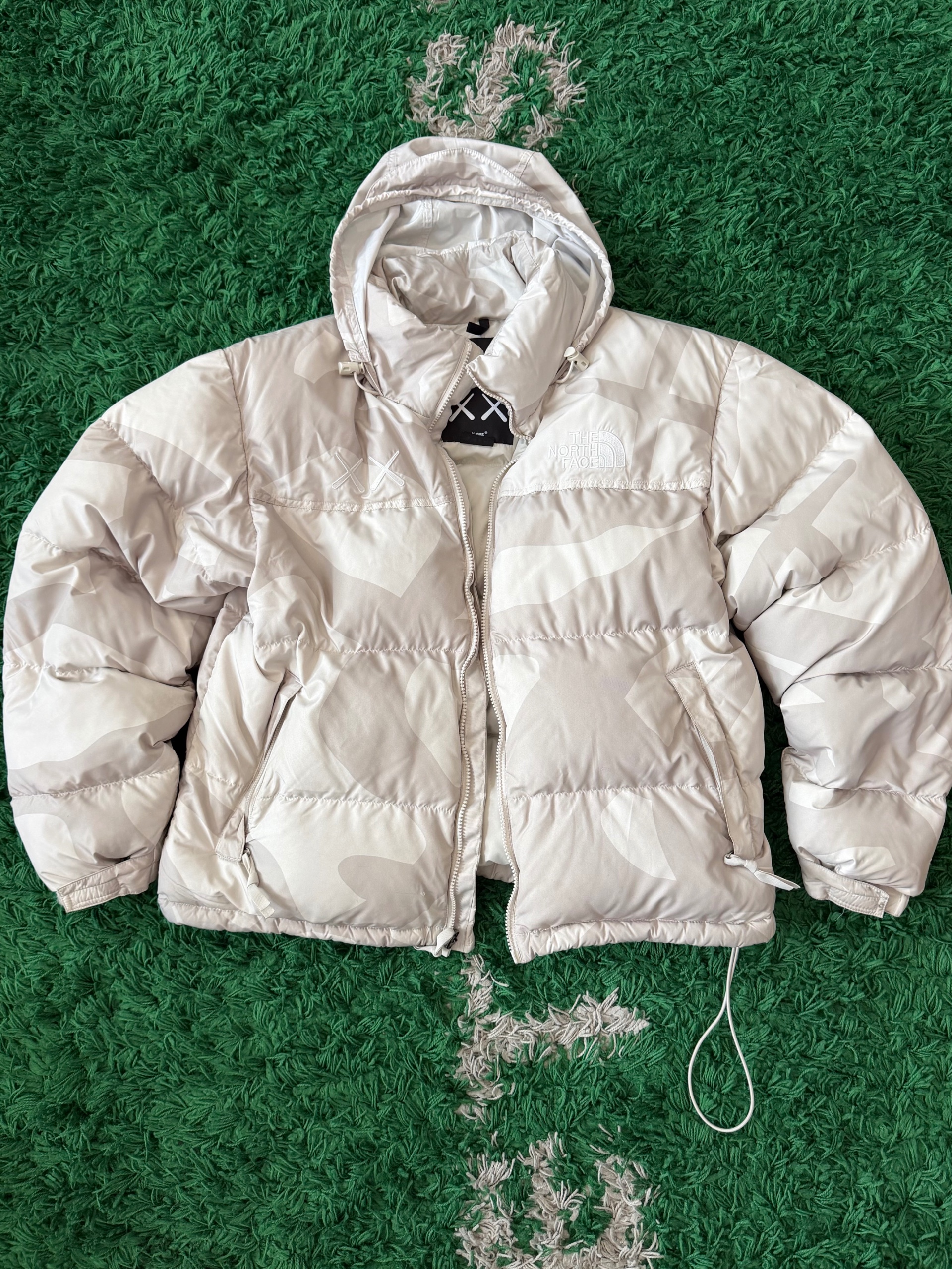 The North Face x KAWS Retro 1994 Himalayan Parka 'Moonlight Ivory' JACKET ( USED )
