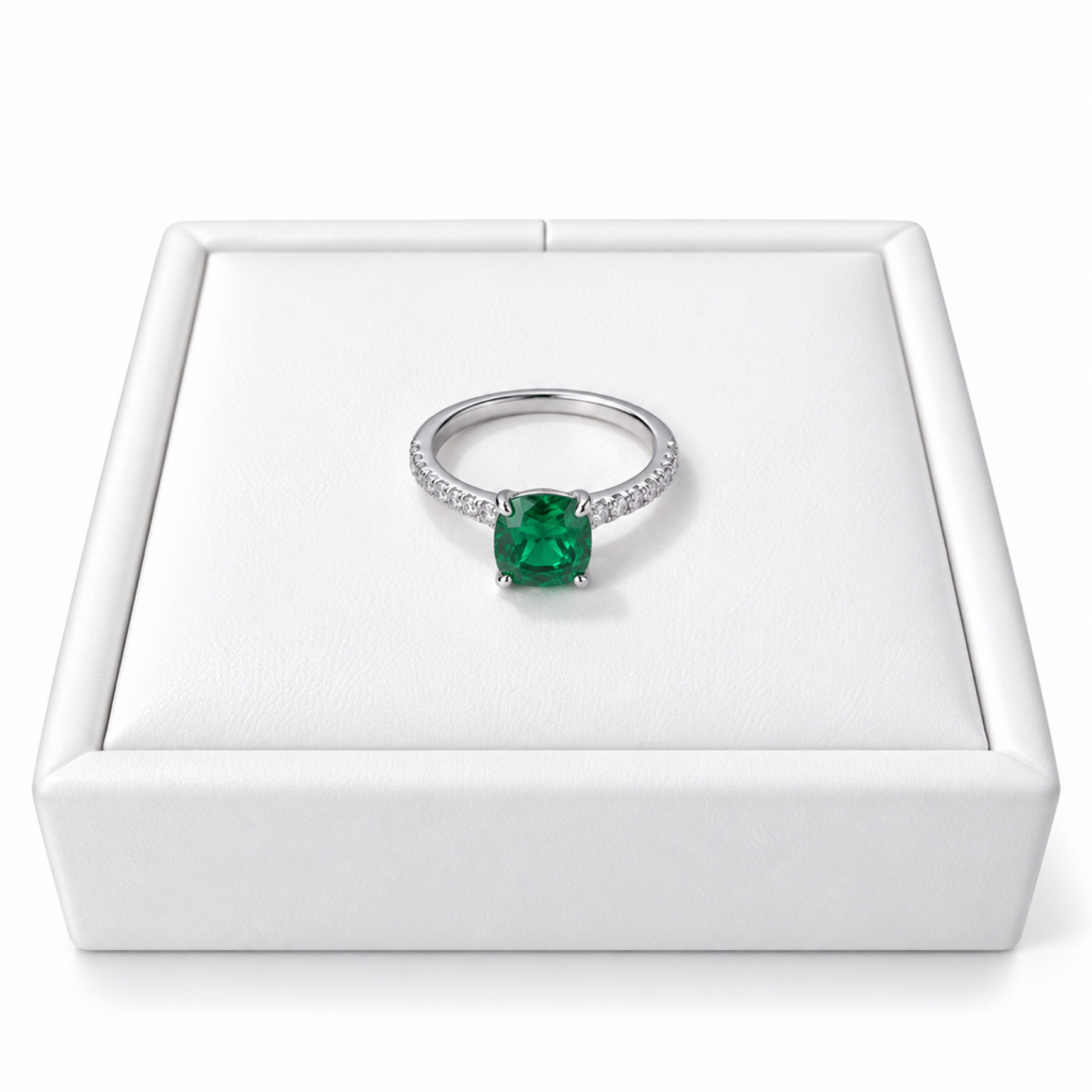 Solitaire Green Ring