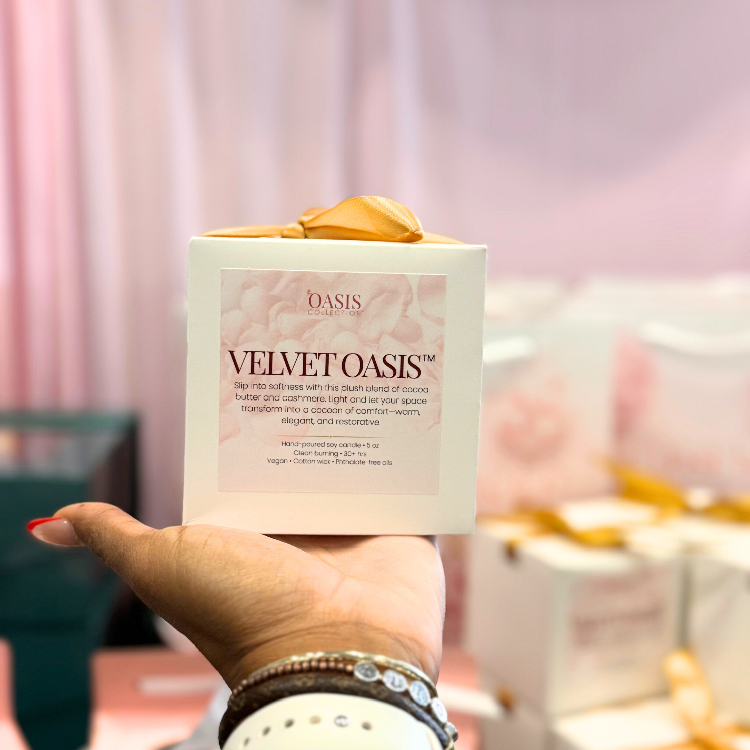 ✨ Velvet Oasis™ Luxury Soy Candle