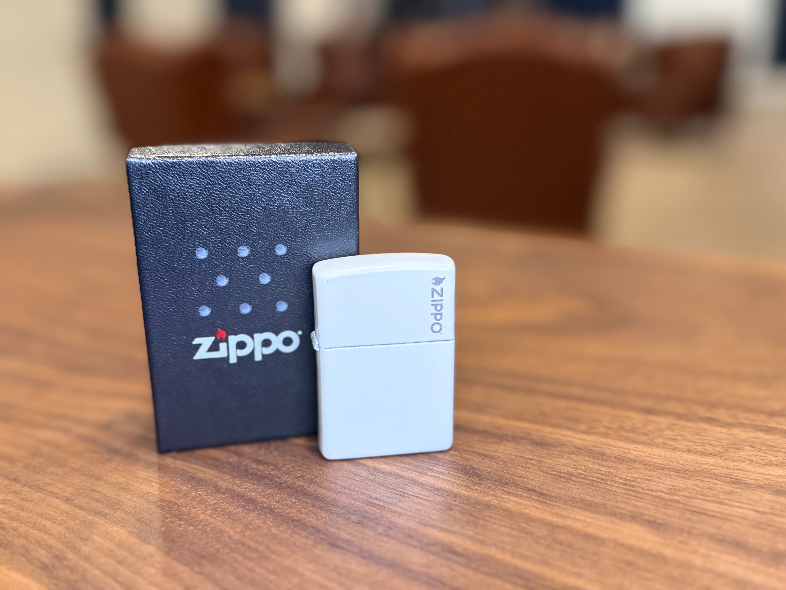 Zippo - Classic White