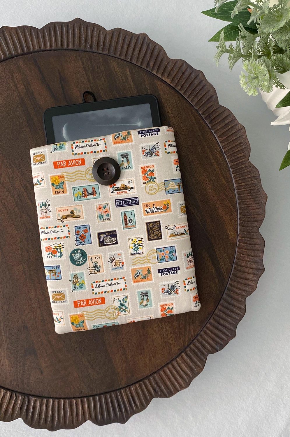 Kindle Paperwhite Cover – Postage Stamps, photo 5 of 9