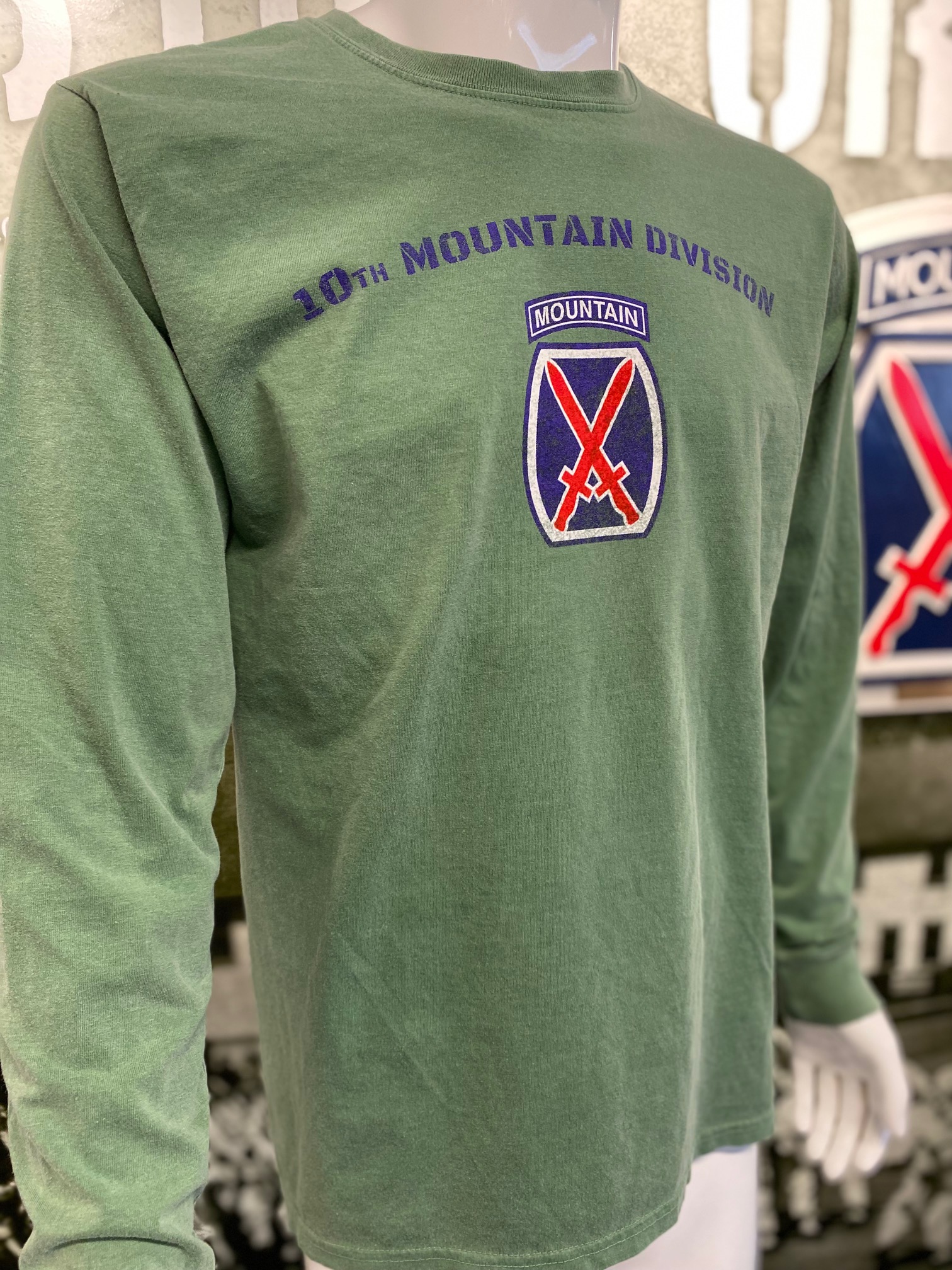 10th Mountain Division Green Long sleeve T-Shirt