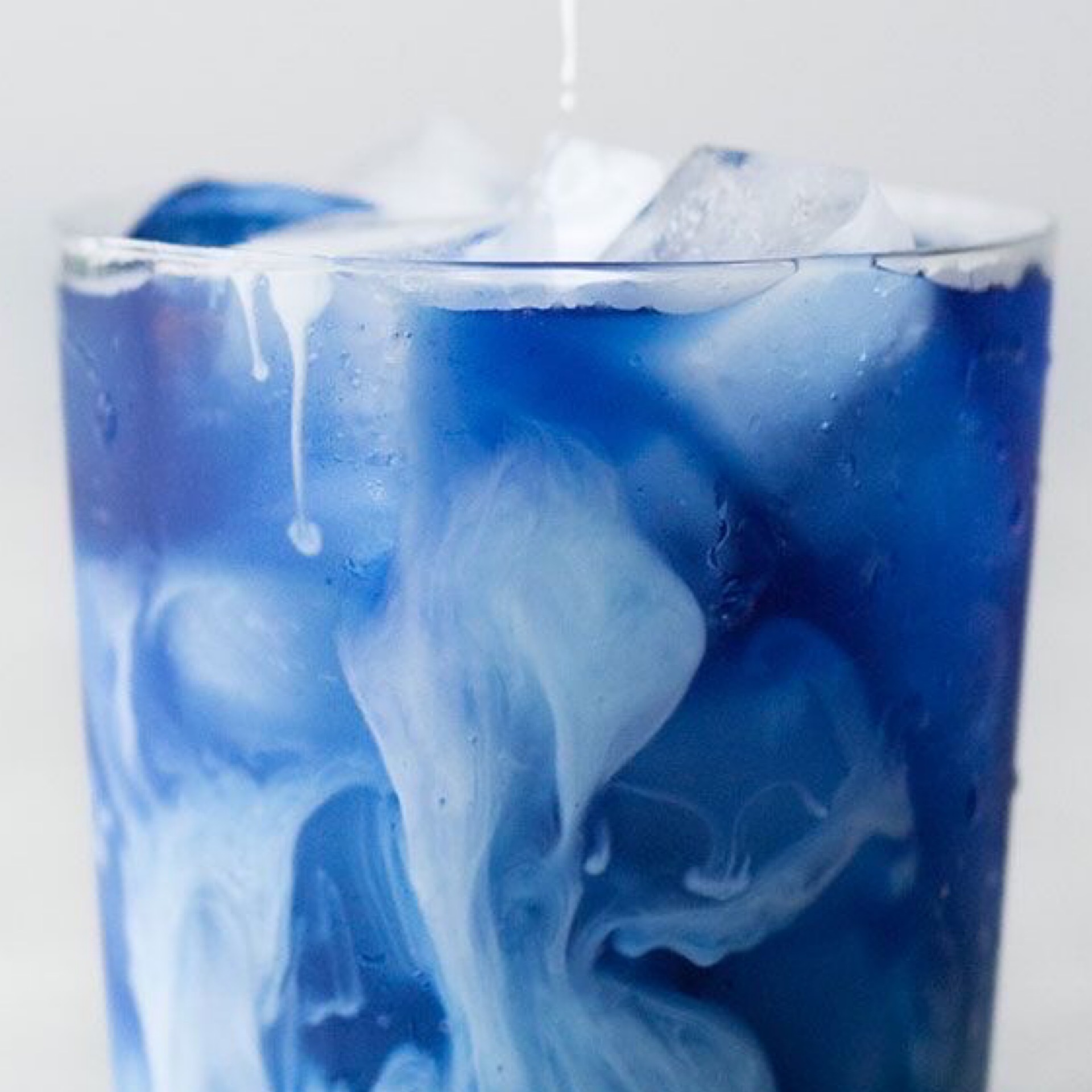 BUTTERFLY PEAS TEA ชาอัญชันลาเต้