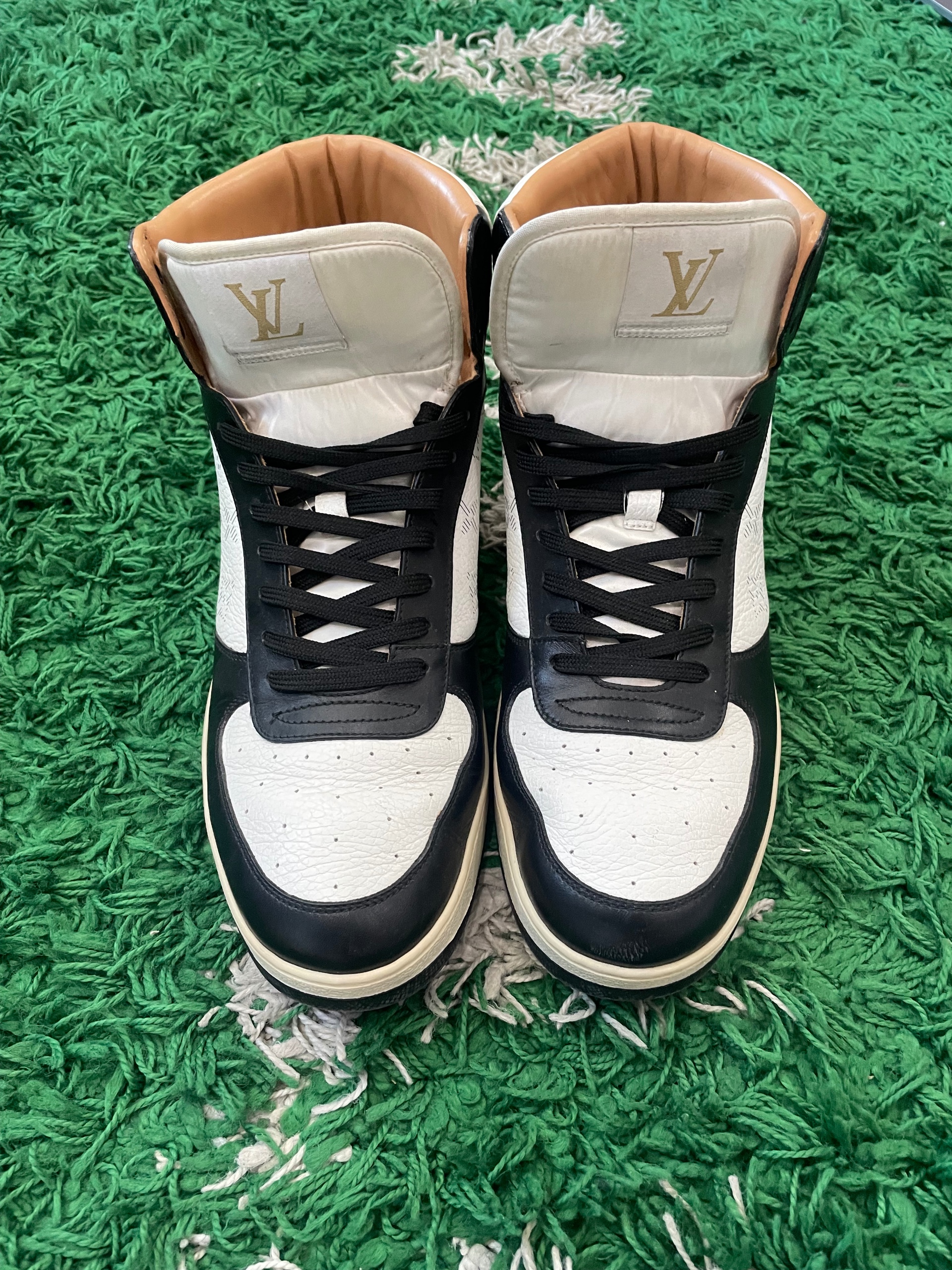 Louis Vuitton rivoli high-top sneakers size 9 (used), size 9, used condition — photo 2 of 2