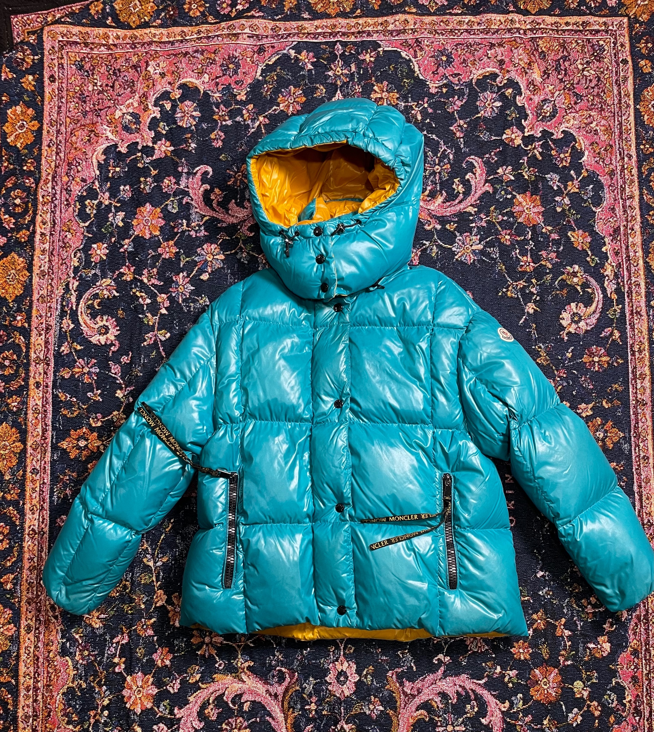 Moncler Parana Oversized Down Puffer Jacket Turquoise Mustard ( USED )