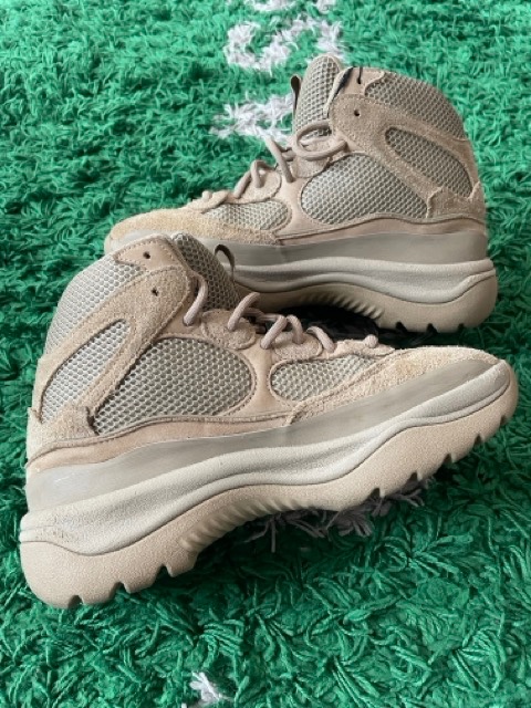 Yeezy - Desert "Rock" boots - unisex - Suede size 8.5 (used)