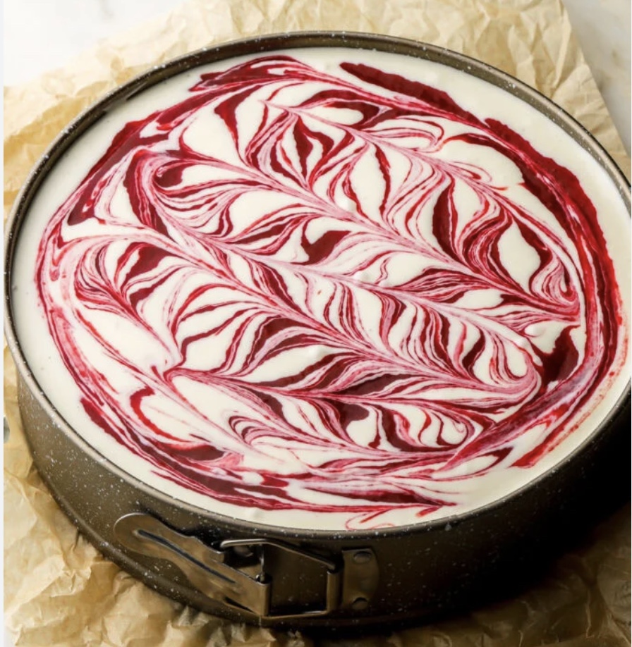 9'' White Chocolate Raspberry Swirl